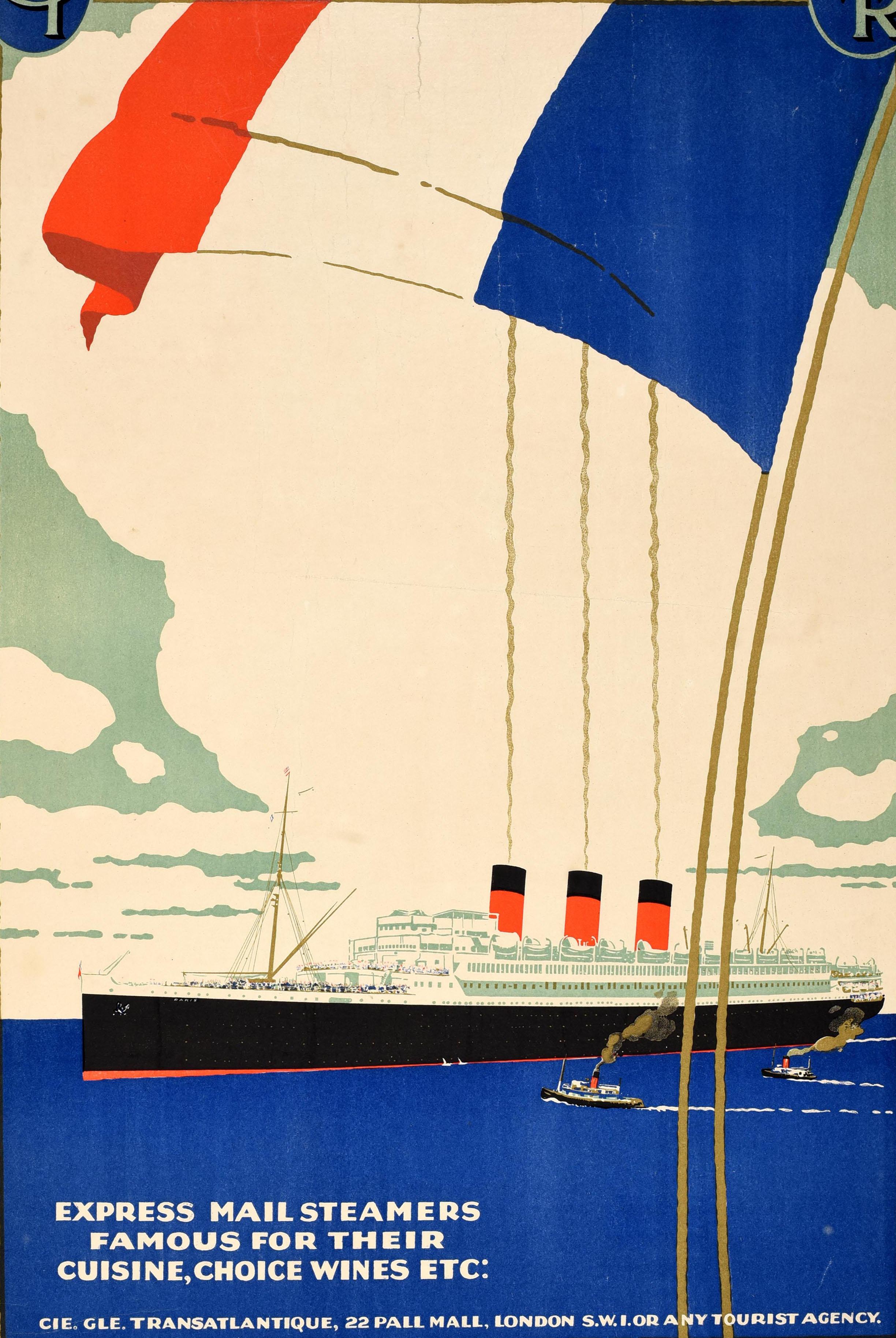 Original Vintage Kreuzfahrt Plakat Werbung Plymouth New York ausgestellt von Compagnie Generale Transatlantique Französisch Linie CGT. Elegantes Art-Déco-Design mit einem Ozeandampfer, der mit kleinen Schleppern auf dem ruhigen blauen Wasser fährt,