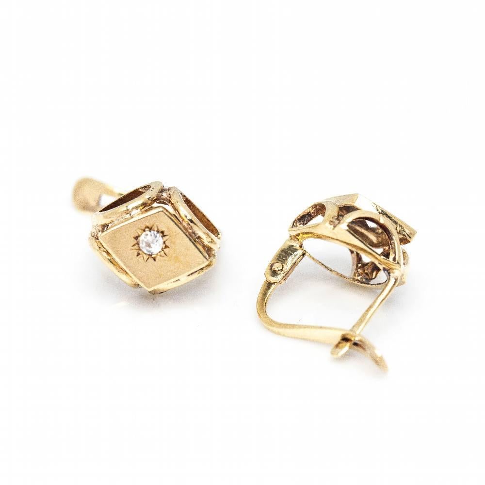 Original VINTAGE Earrings in Yellow Gold In Excellent Condition For Sale In Barcelona, CT