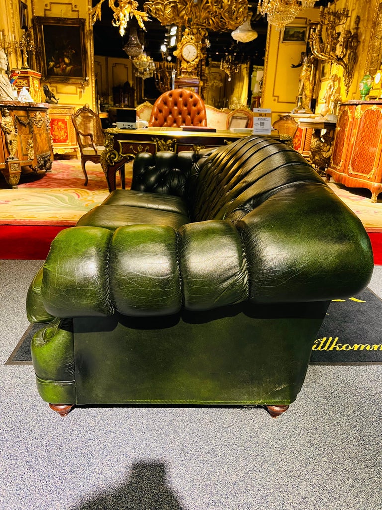 Original vintage English Dark Green Chesterfield Leather Thomas Lloyd ...