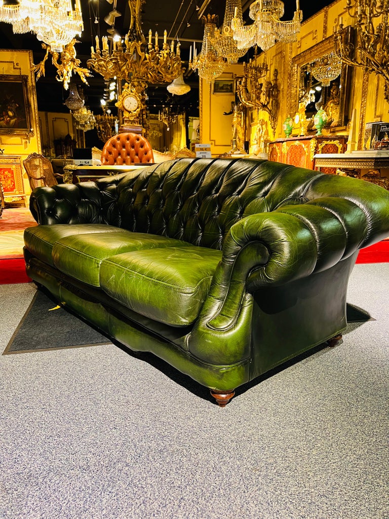 Original vintage English Dark Green Chesterfield Leather Thomas Lloyd