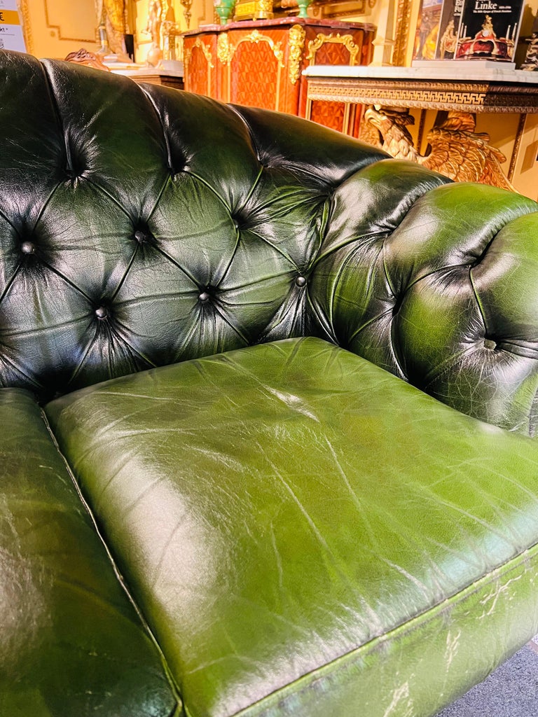 Original vintage English Dark Green Chesterfield Leather Thomas Lloyd ...