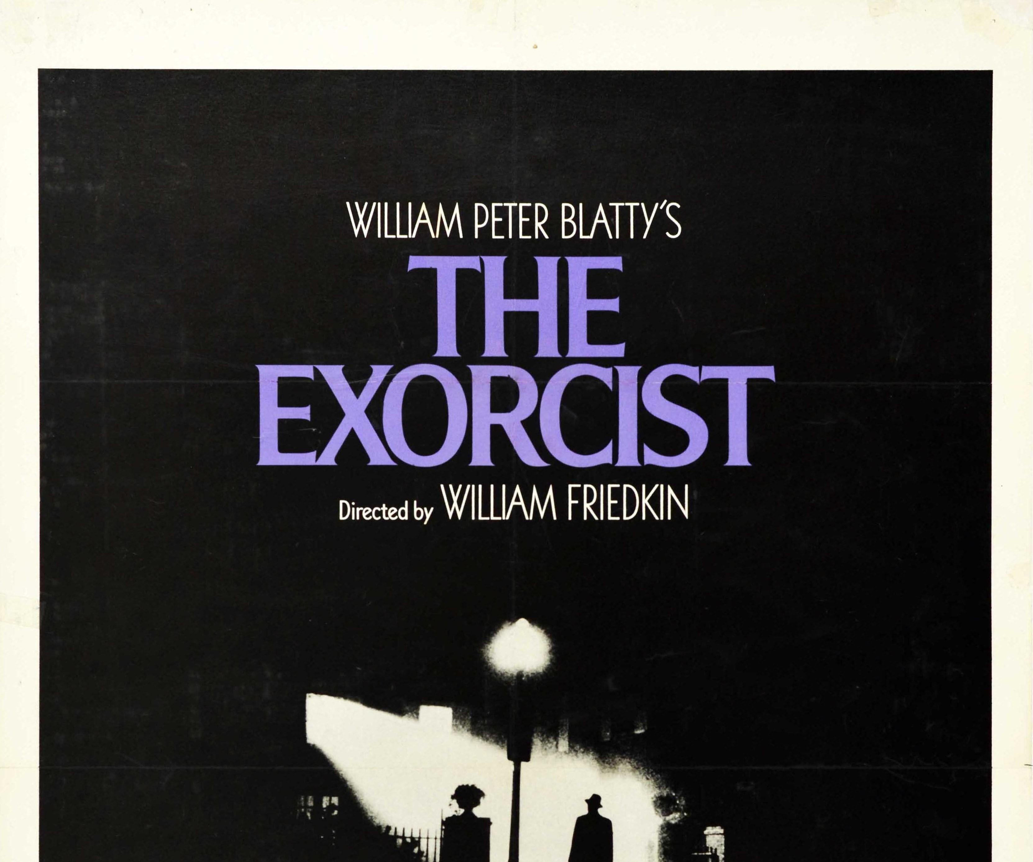 Original-Filmplakat für den preisgekrönten übernatürlichen Horrorfilm Der Exorzist, der von William Peter Blatty nach seinem Roman aus dem Jahr 1971, inspiriert durch den Exorzismus von Roland Doe aus dem Jahr 1949, unter der Regie von William