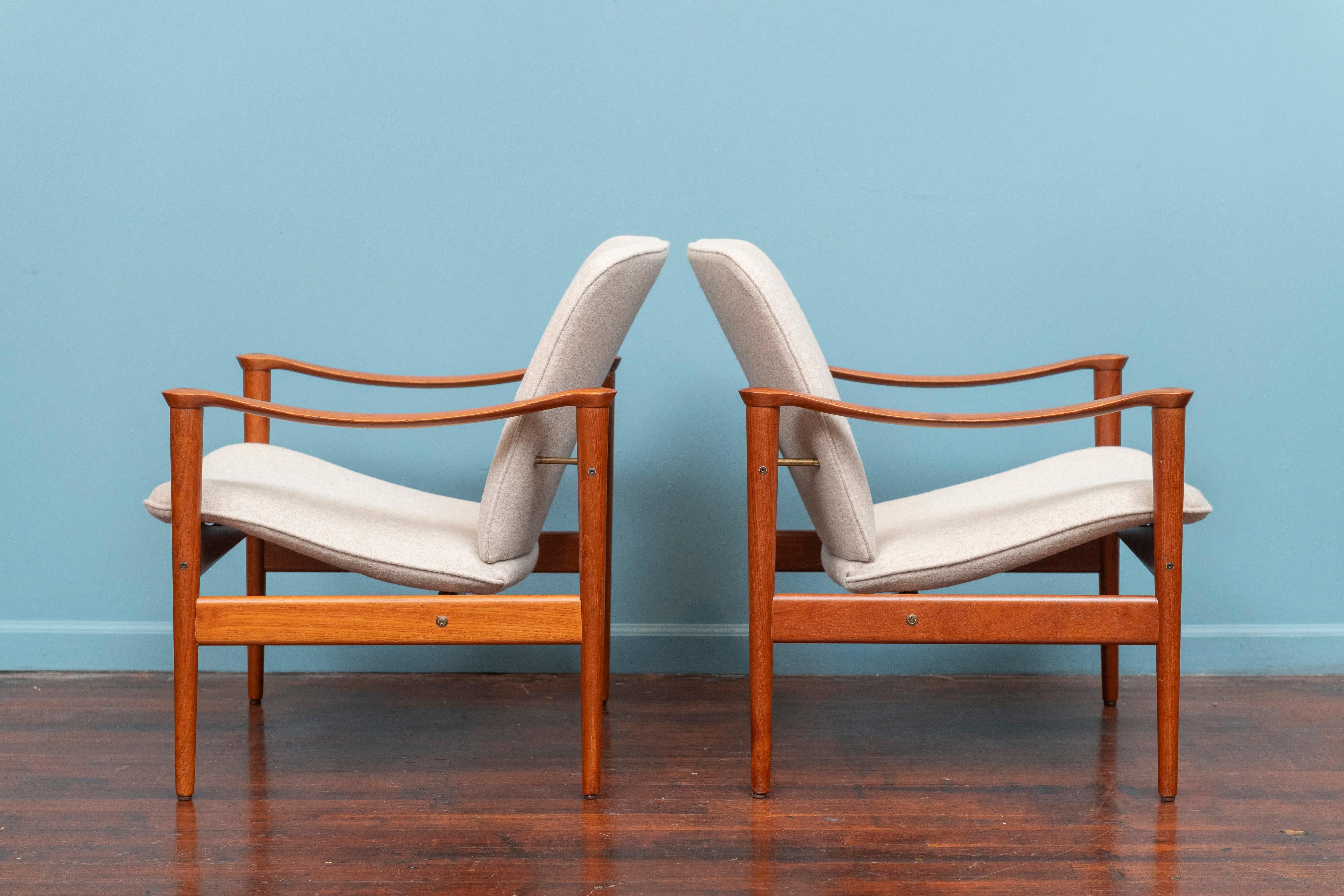 Upholstery Original Vintage Fredrik A. Kayser Model 711 Lounge Chairs