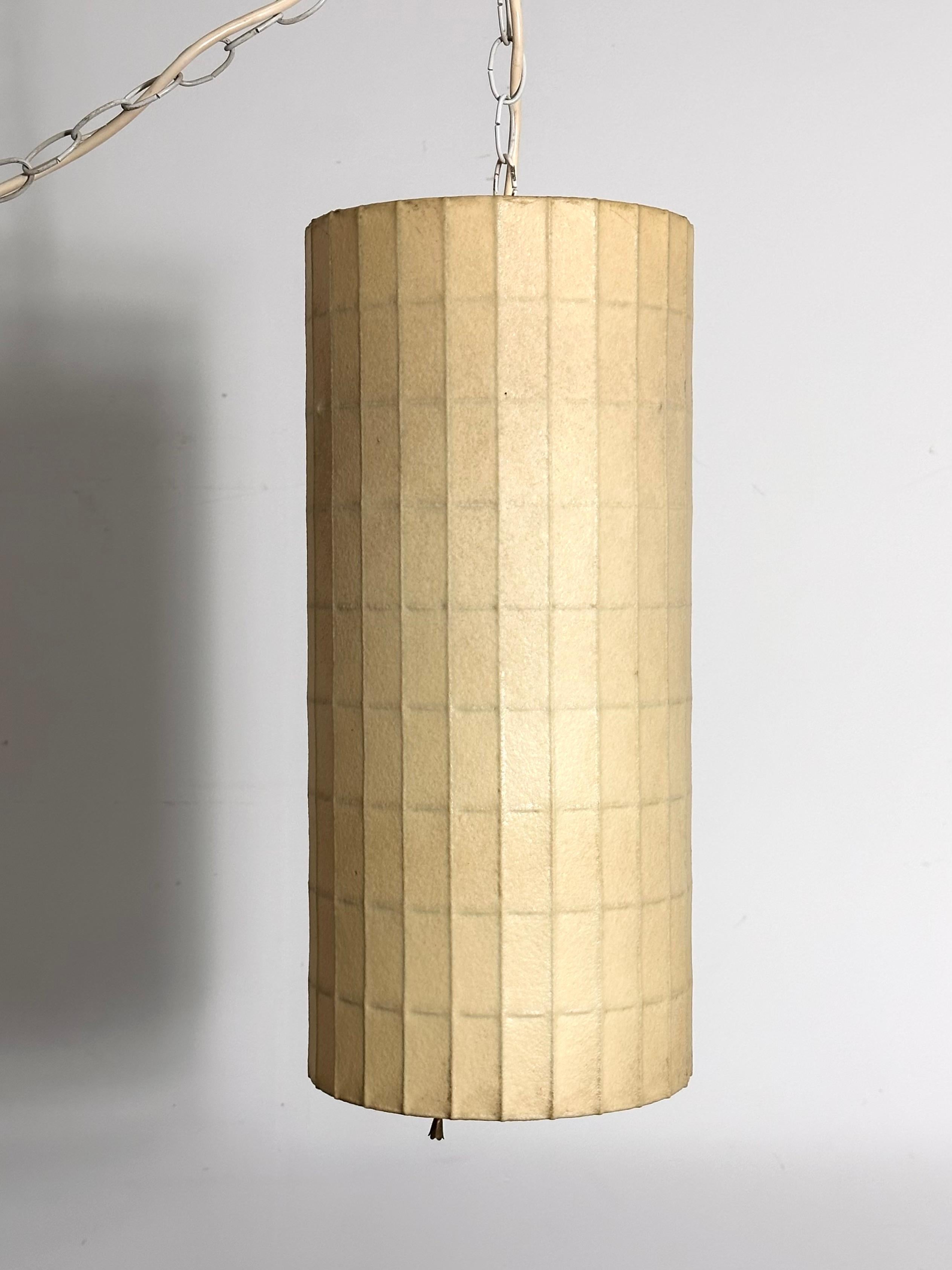Lampe à suspension cylindrique originale de George Nelson, Howard Miller en vente 2