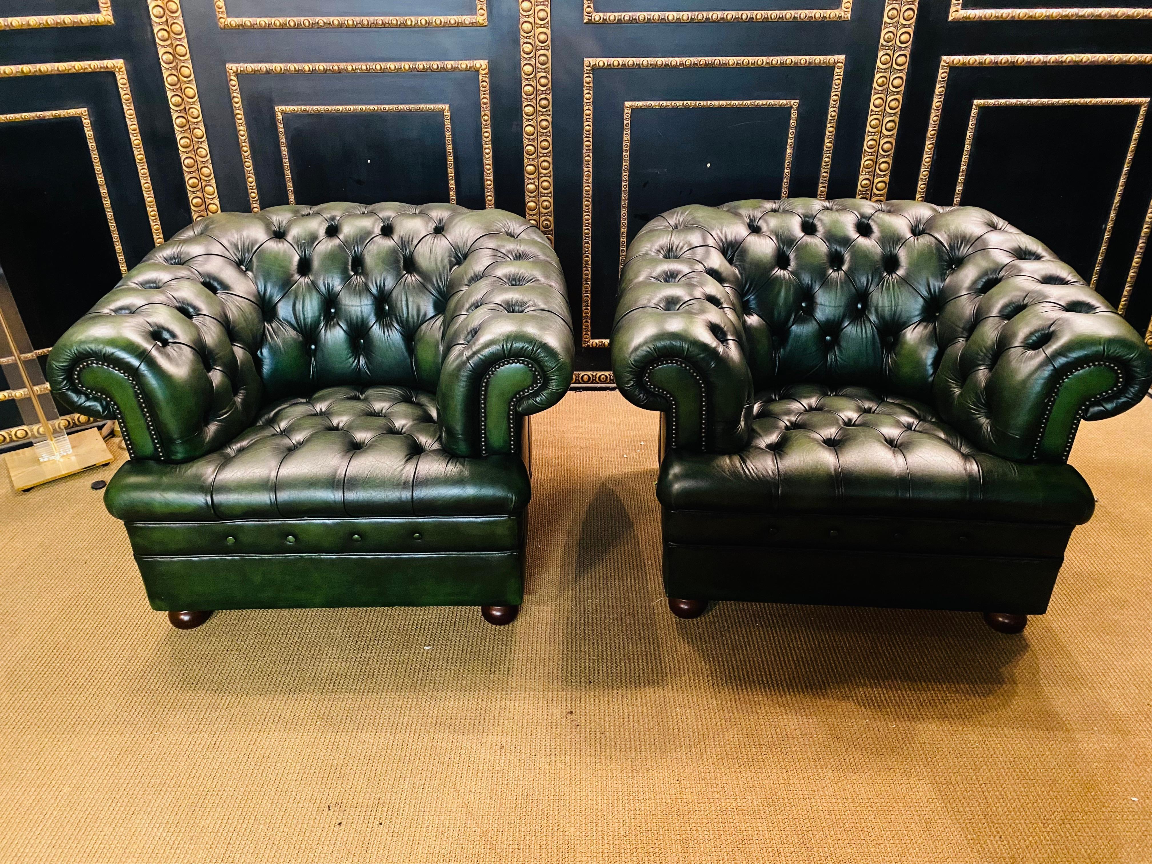 Original Vintage Green Leather Chesterfield Set / Club Suite Armchair and Sofa 3