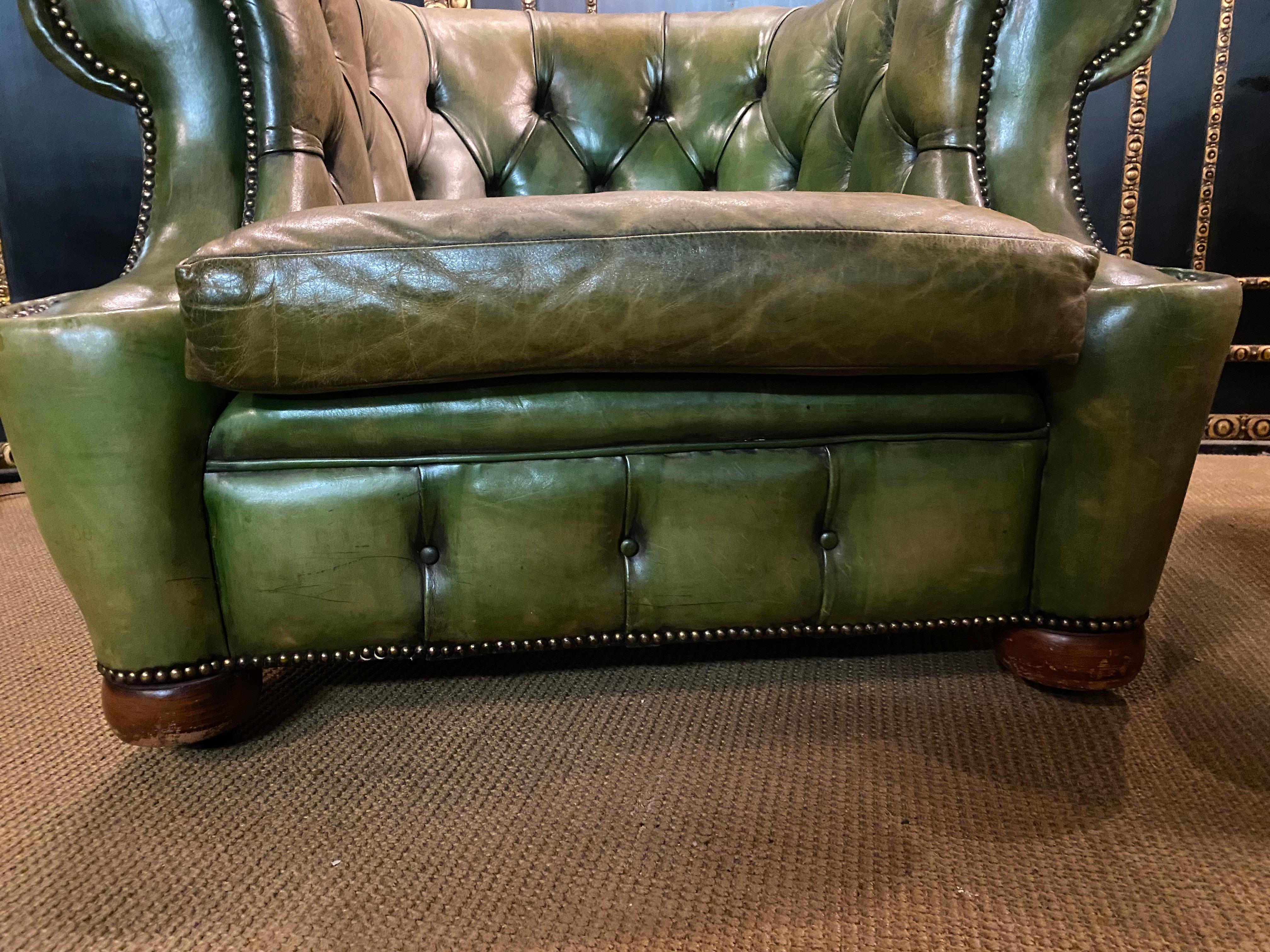 Original Vintage Green Leather Chesterfield Set / Club Suite Armchair and Sofa 8