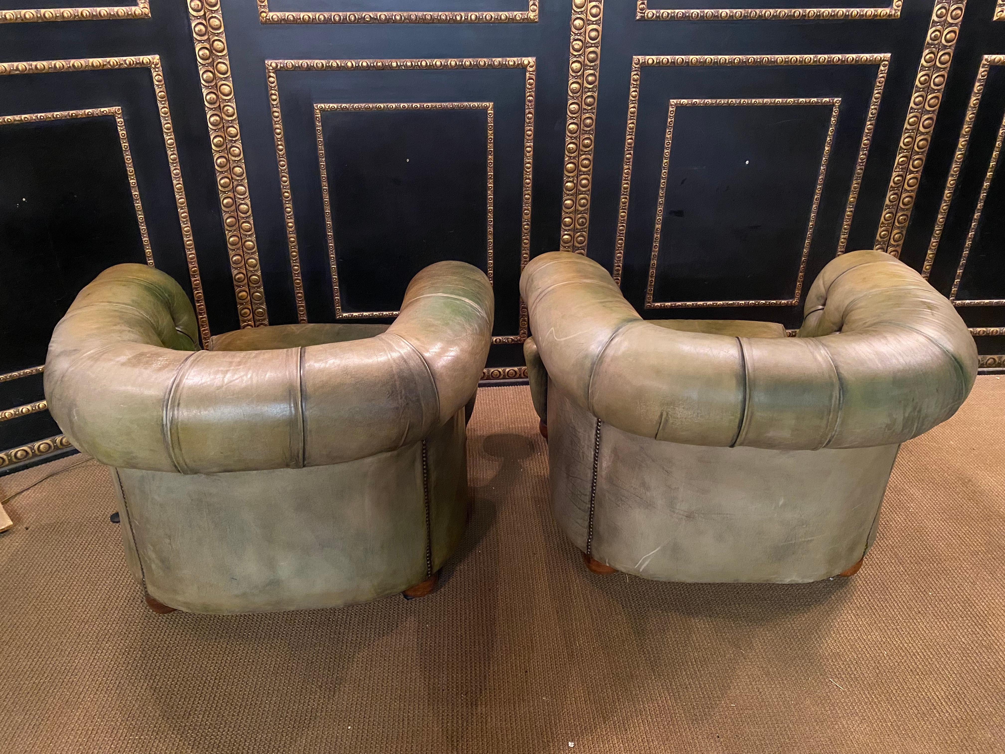 Original Vintage Green Leather Chesterfield Set / Club Suite Armchair and Sofa 11