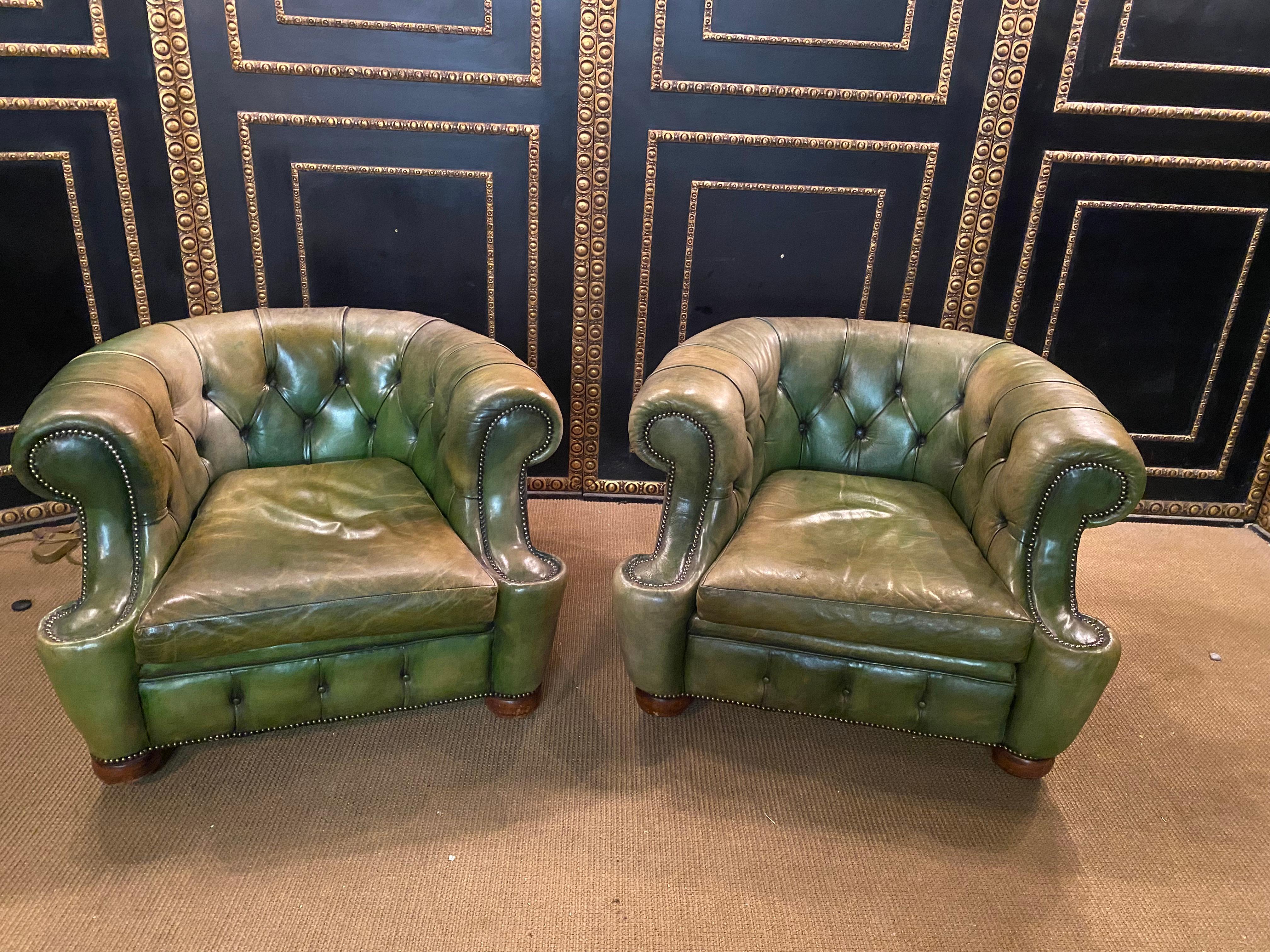 Original Vintage Green Leather Chesterfield Set / Club Suite Armchair and Sofa 1