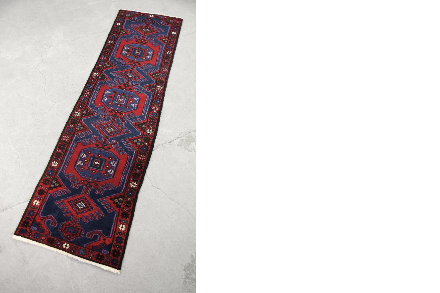 Original Vintage Hand-Woven Oriental Persian Carpet Hamadan Rug from Ikea, 1960s In Good Condition For Sale In Warszawa, Mazowieckie