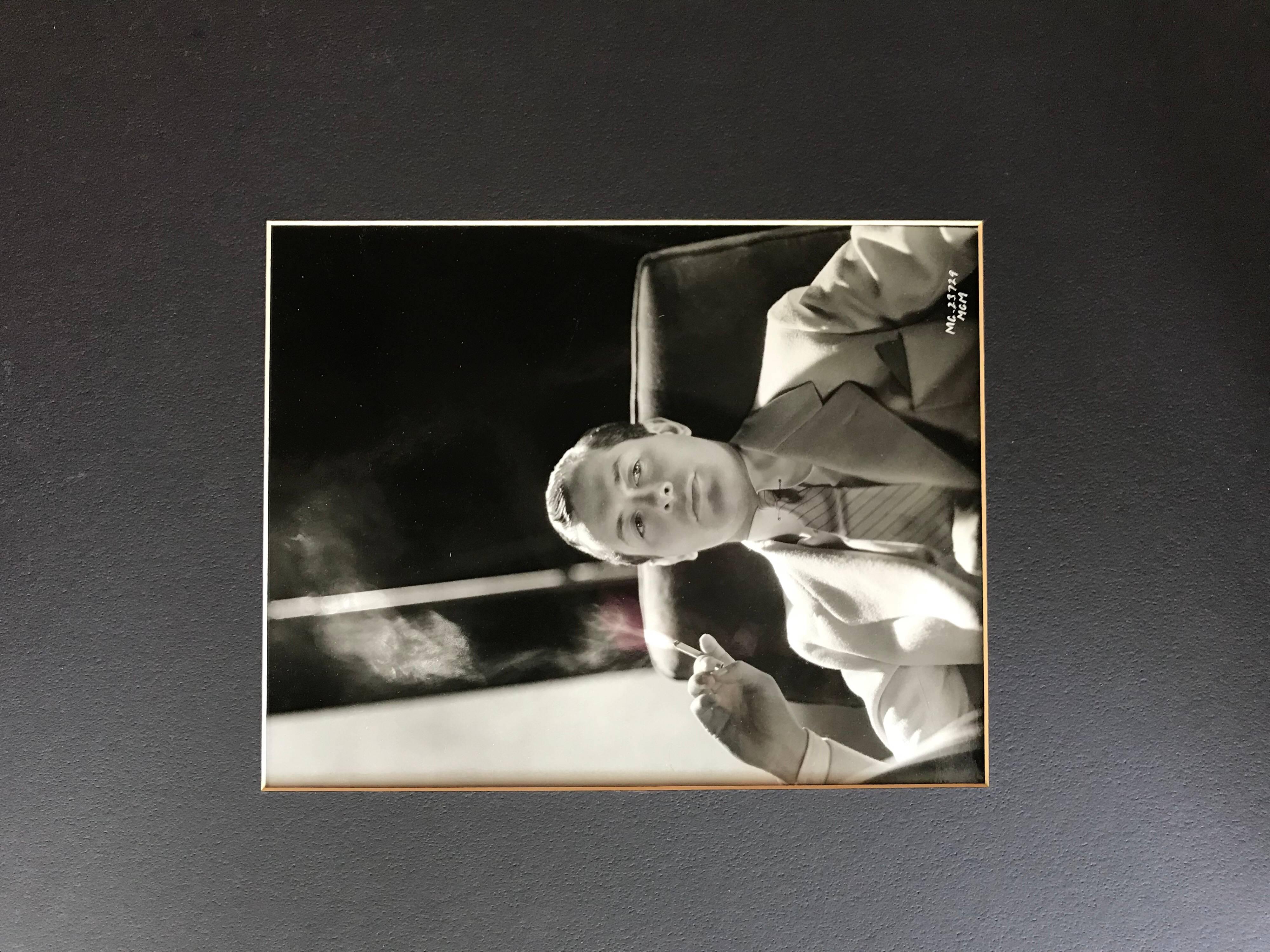 Original Vintage Hollywood Glamour Photograph of Robert Montgomery In Excellent Condition In Palm Springs, CA