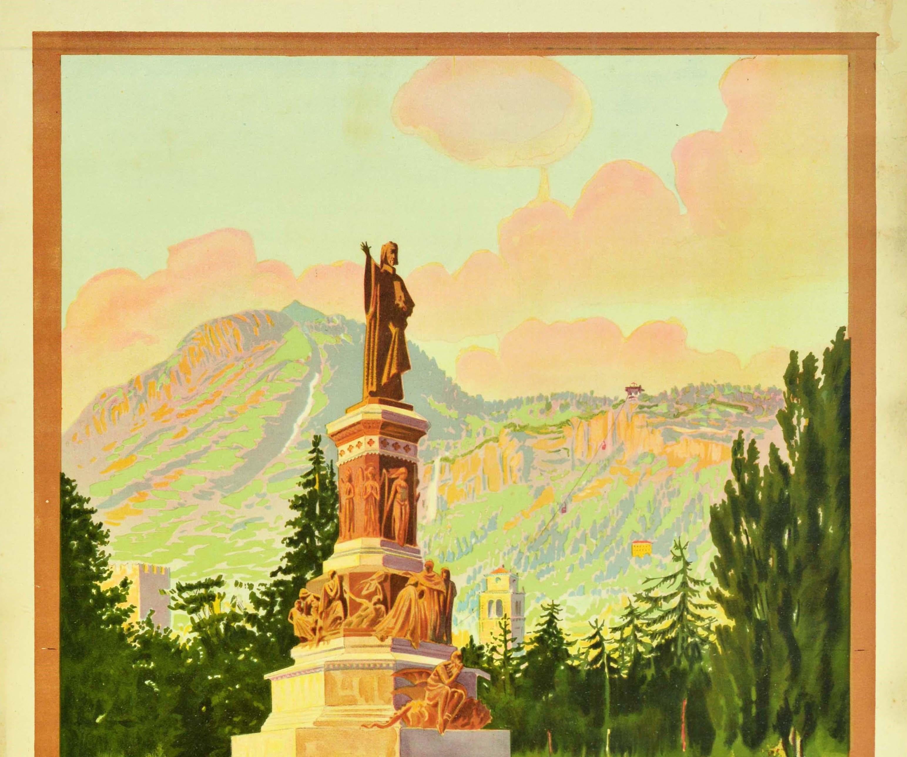 Original-Reiseplakat, das für die norditalienische Alpenstadt Trient wirbt, herausgegeben von ENIT, dem italienischen Fremdenverkehrsamt, und der italienischen Staatsbahn. Es zeigt das historische Dante-Denkmal von 1896, eine Statue des