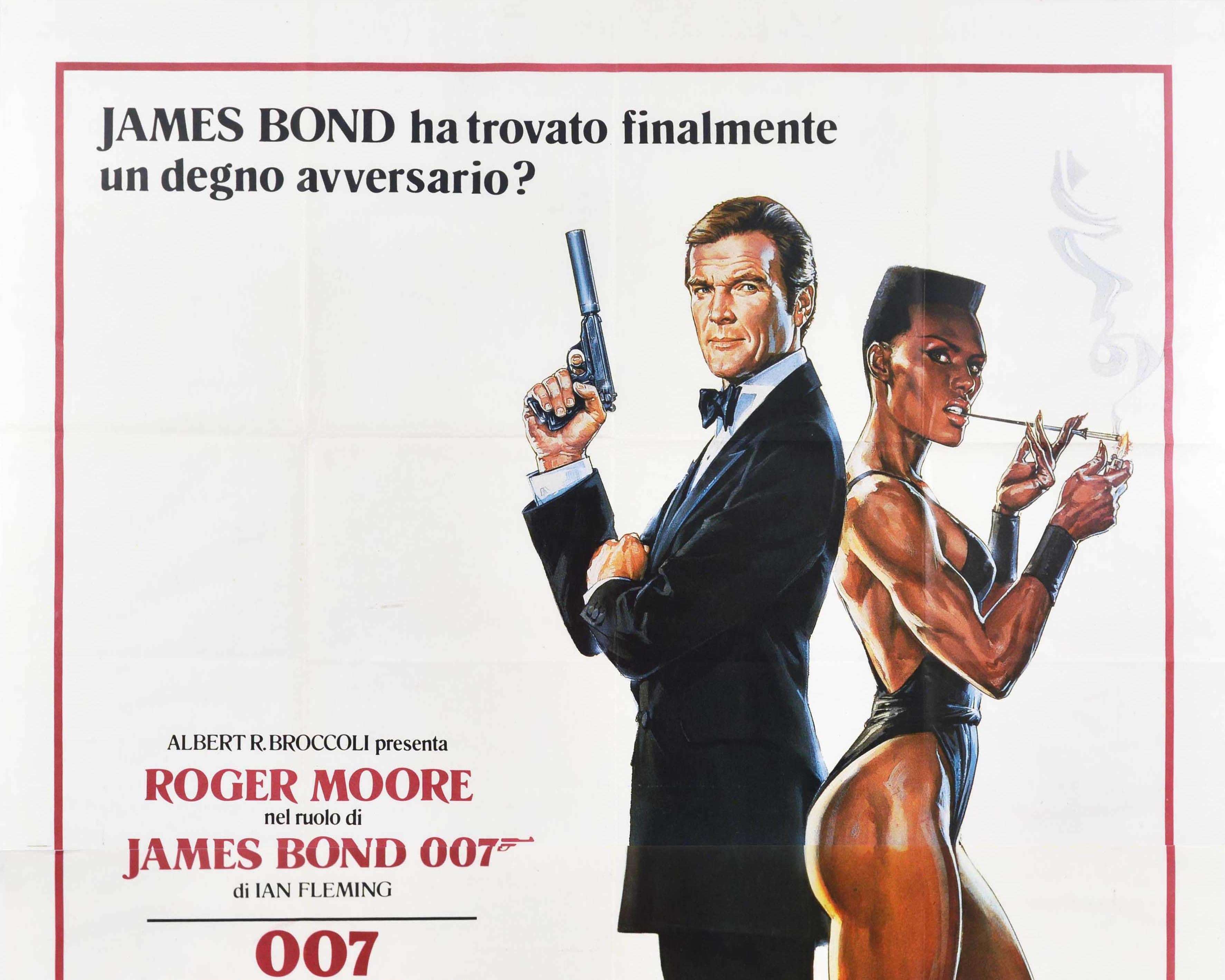 Original vintage movie poster for the Italian release of the classic spy film James Bond 007 A View to Kill - Has James Bond finally met his match? / 007 Bersaglio Mobile - James Bond ha trovato finalmente un degno avversario? directed by John Glen