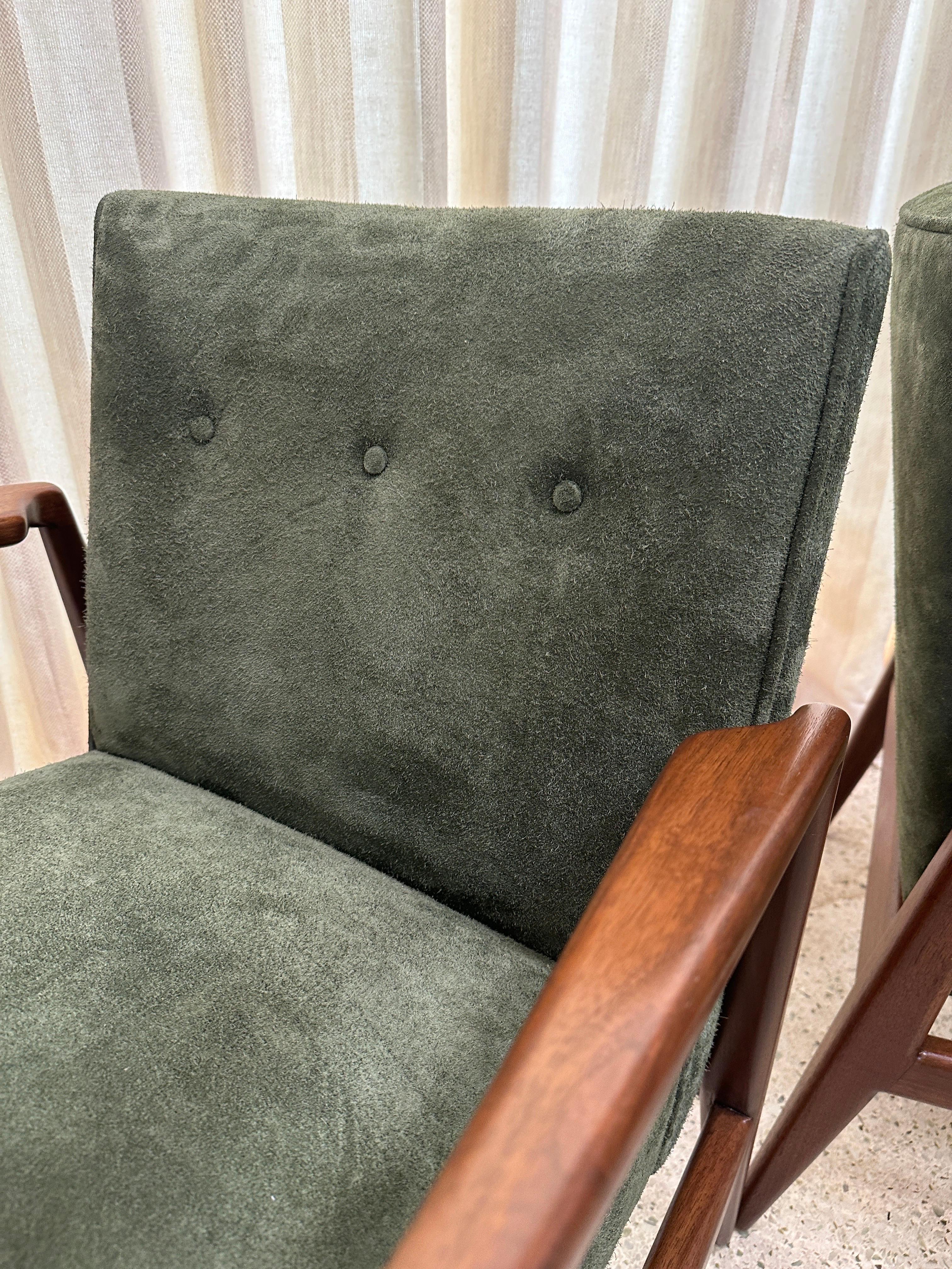 Danish Original Vintage Jens Risom Armchairs in Green Suede w/ Label, PAIR For Sale
