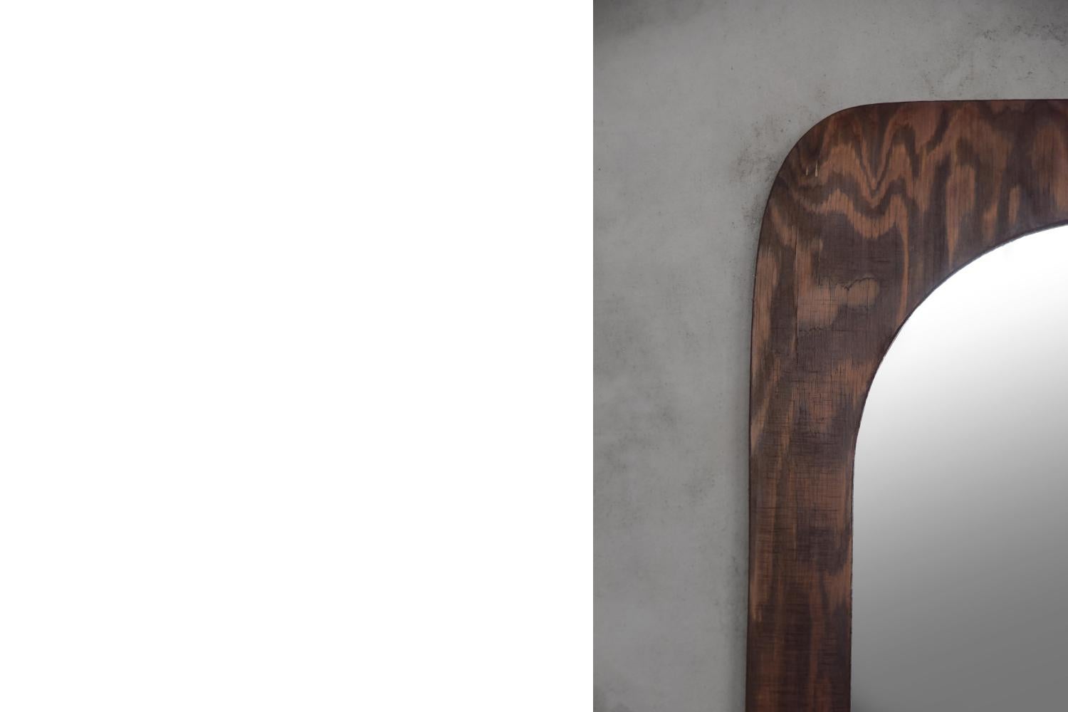 Großer skandinavischer moderner Holz-Wandspiegel aus der Mitte des Jahrhunderts, 1950er Jahre, Original im Zustand „Gut“ im Angebot in Warszawa, Mazowieckie