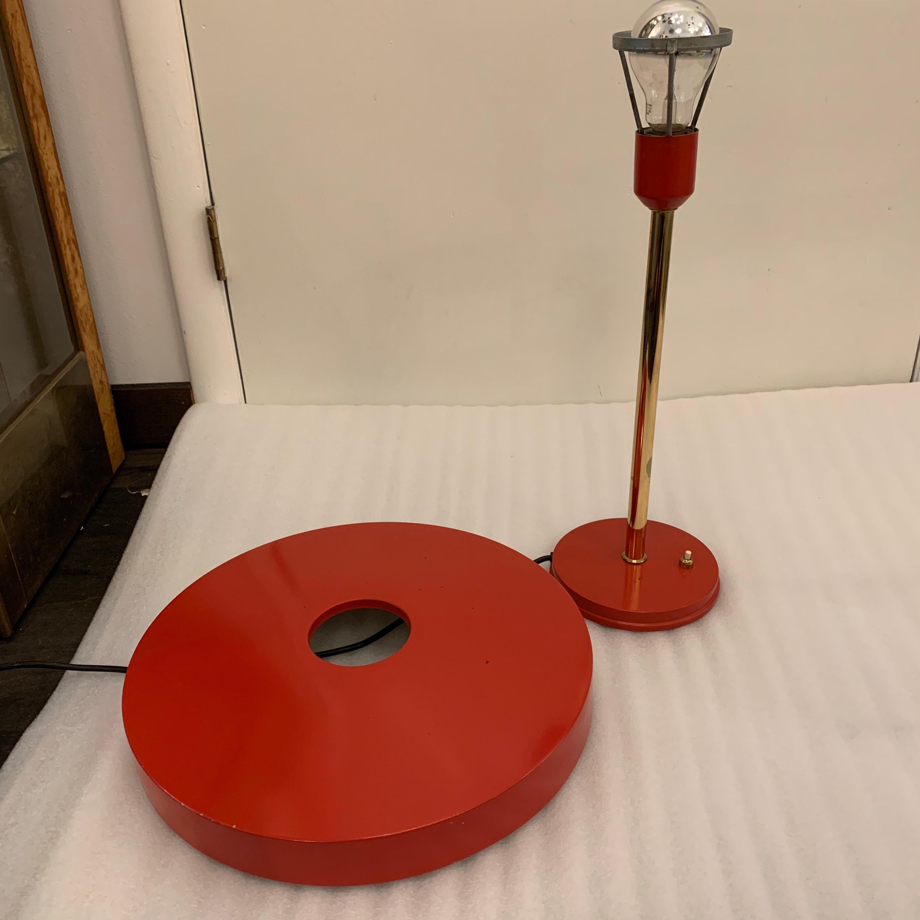 Original Vintage Louis Kalff for Philips Enamel and Brass Timor Lamp In Good Condition In East Hampton, NY