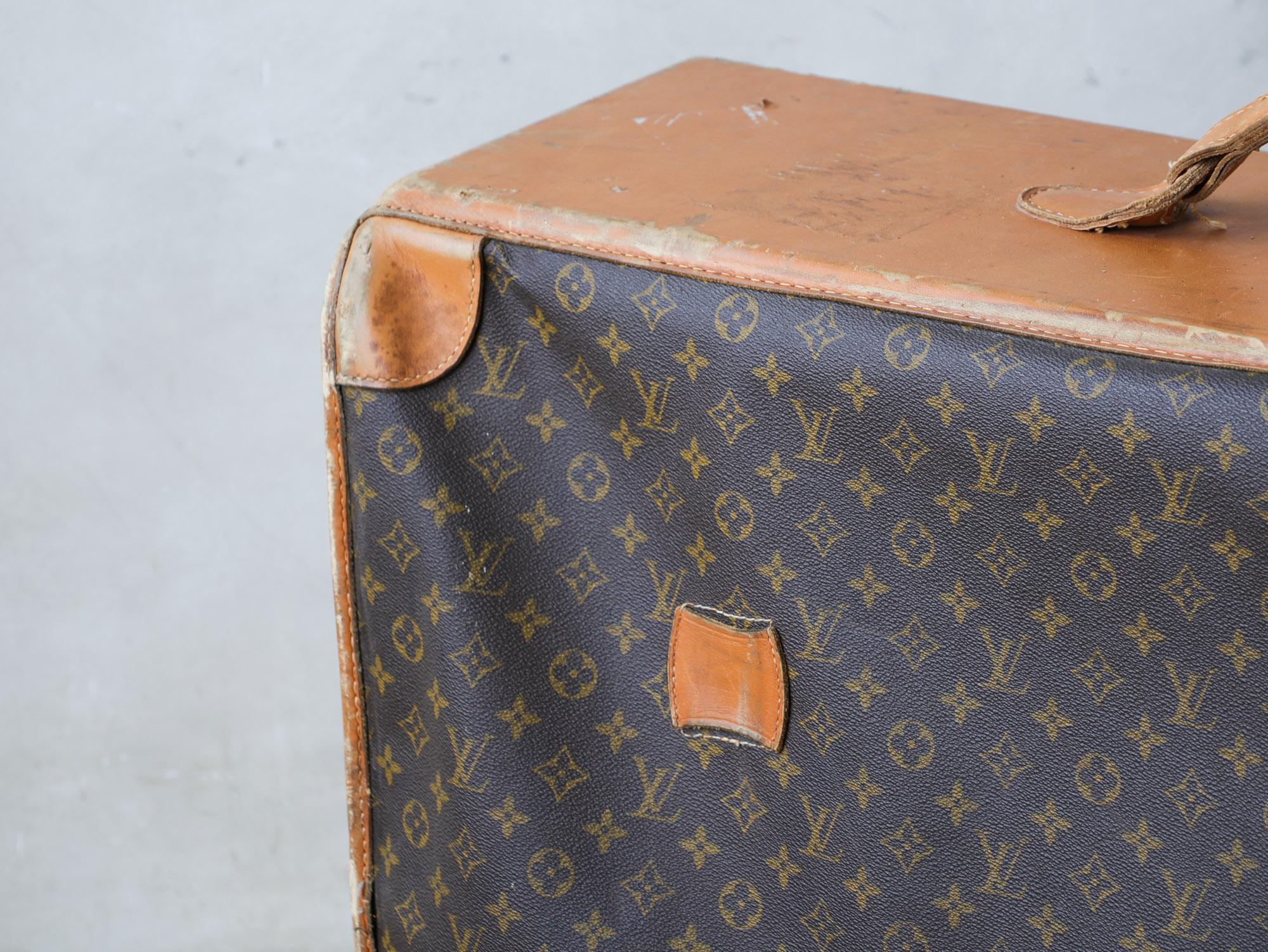 Original vintage Louis Vuitton suitcase, from the 1970s For Sale 4