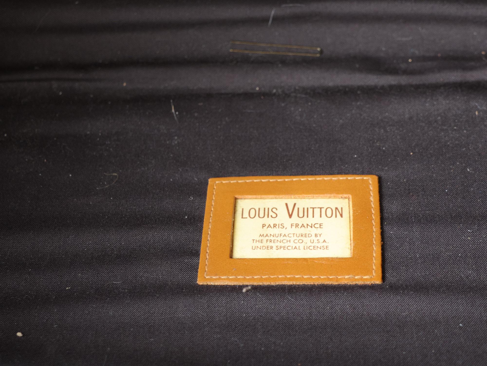 Original vintage Louis Vuitton suitcase, from the 1970s For Sale 5