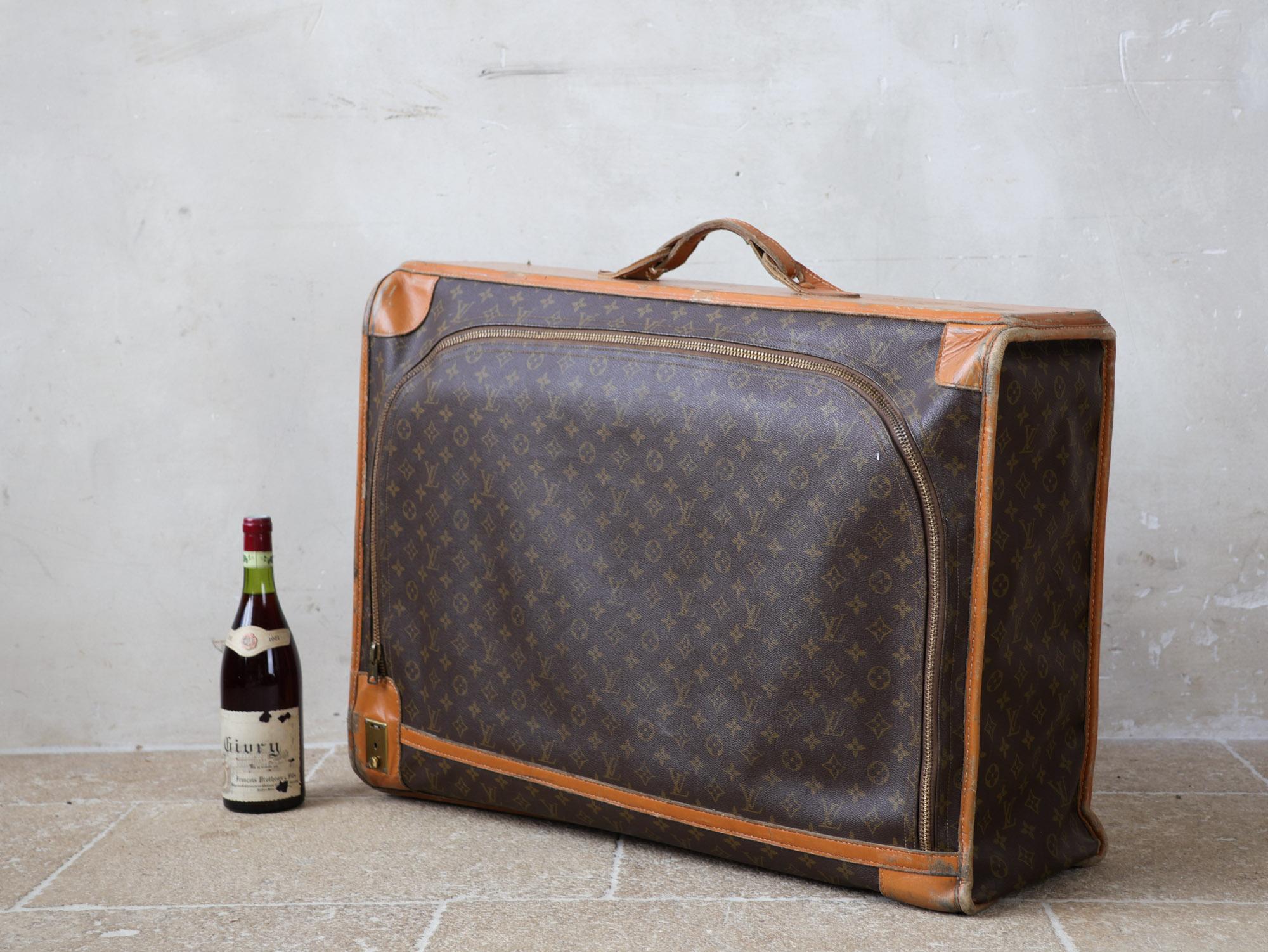 American Original vintage Louis Vuitton suitcase, from the 1970s For Sale