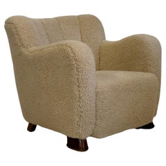 Original vintage lounge chair by Fritz Hansen, Denmark.