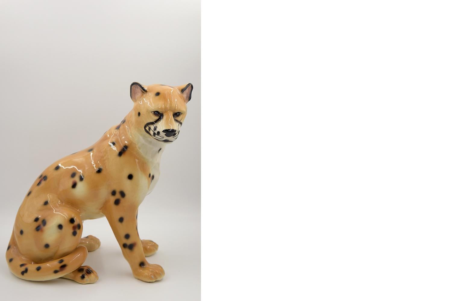 Painted Original Vintage Mid-Century Italian Modern Ceramic Cheetah Sculpture, 1970s