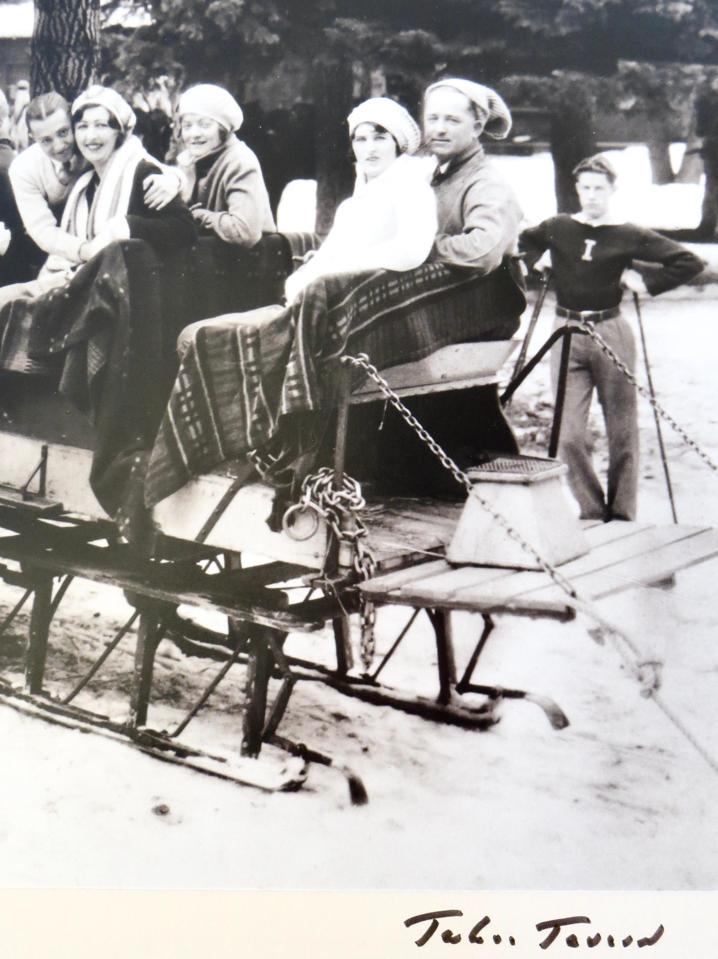 Américain Photo vintage originale du lac Tahoe « Groupe de personnes sledding » datant de 1931 en vente