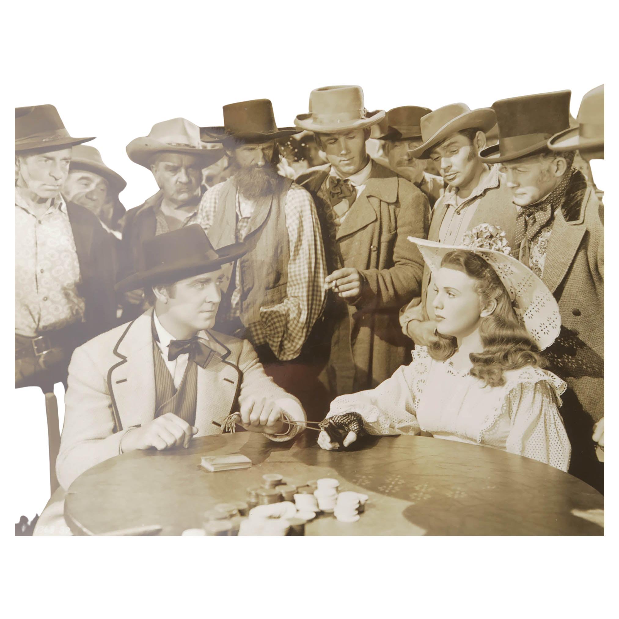 Original Vintage-Fotografie von Deanna Durbin in „ Can't Help Singing“, 1944