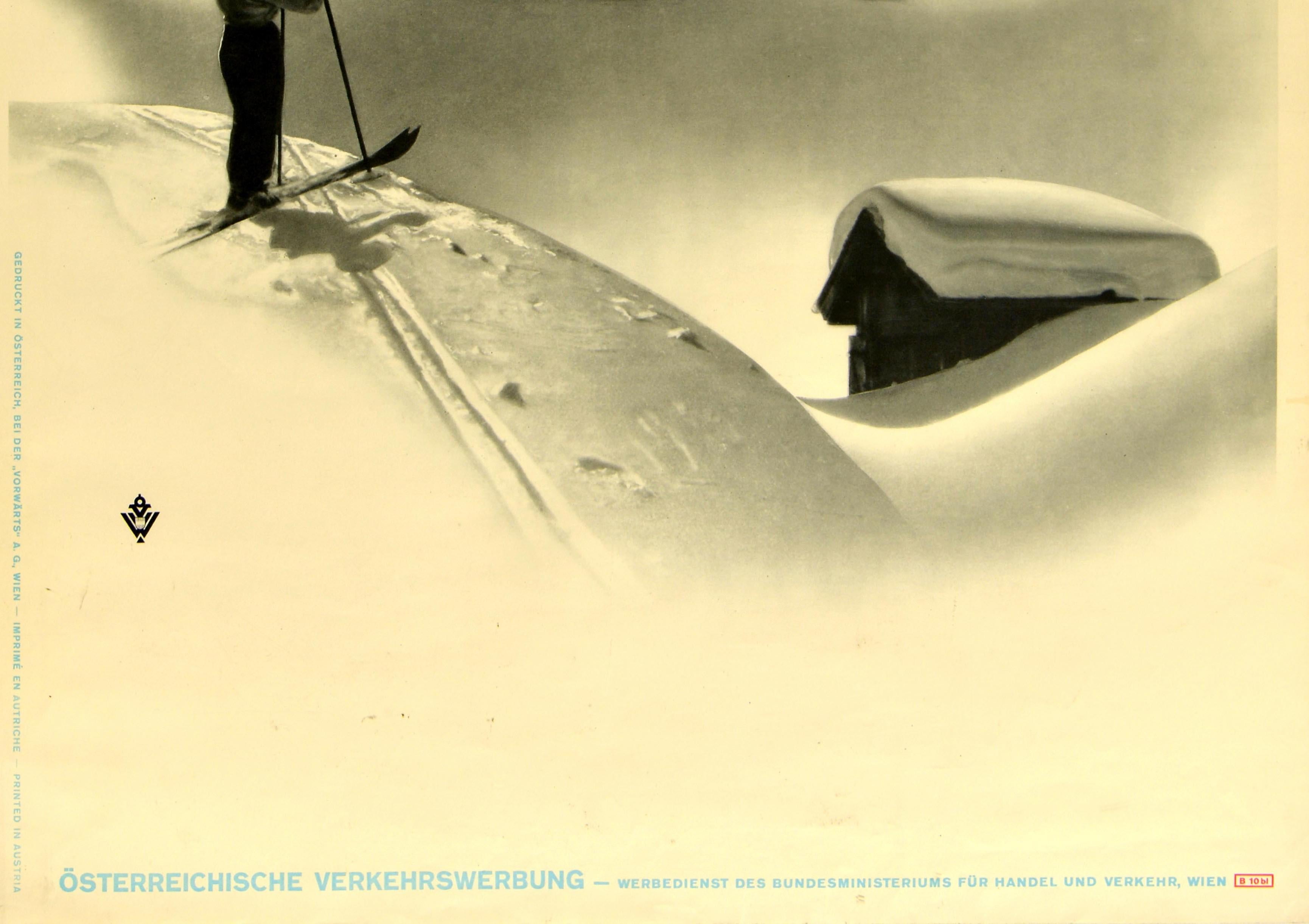 Original Vintage Poster Austria Winter Sport Skiing Mountain Skier Chalet Alps In Good Condition In London, GB