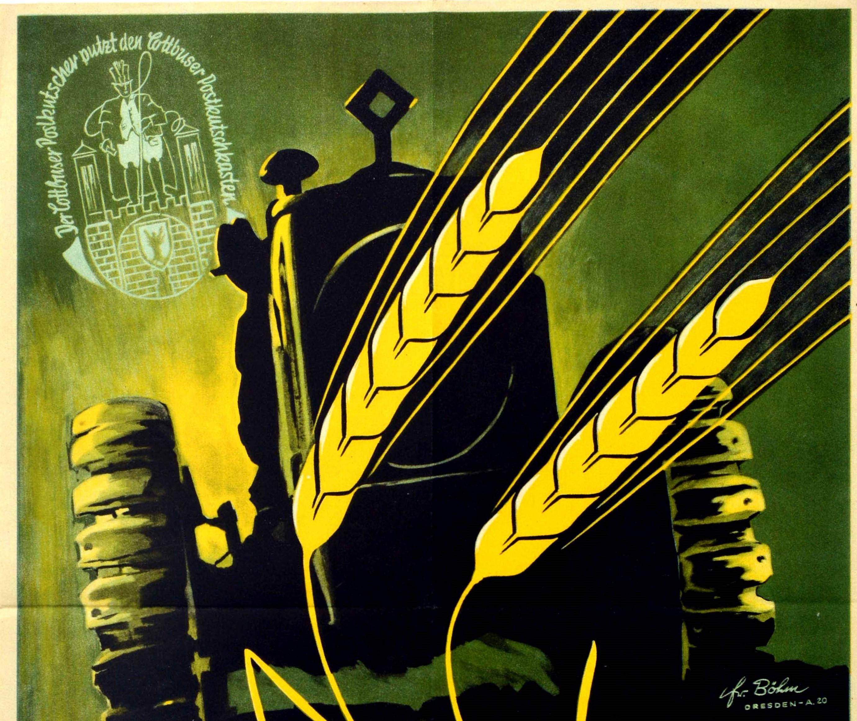 Original vintage advertising poster for the Cottbuser Landwirtschafts Woche 1949 vom 4-11 September / Cottbus Agriculture Week featuring a great illustration of a yellow ear of wheat in the front of a dark green and black farm tractor lit up by
