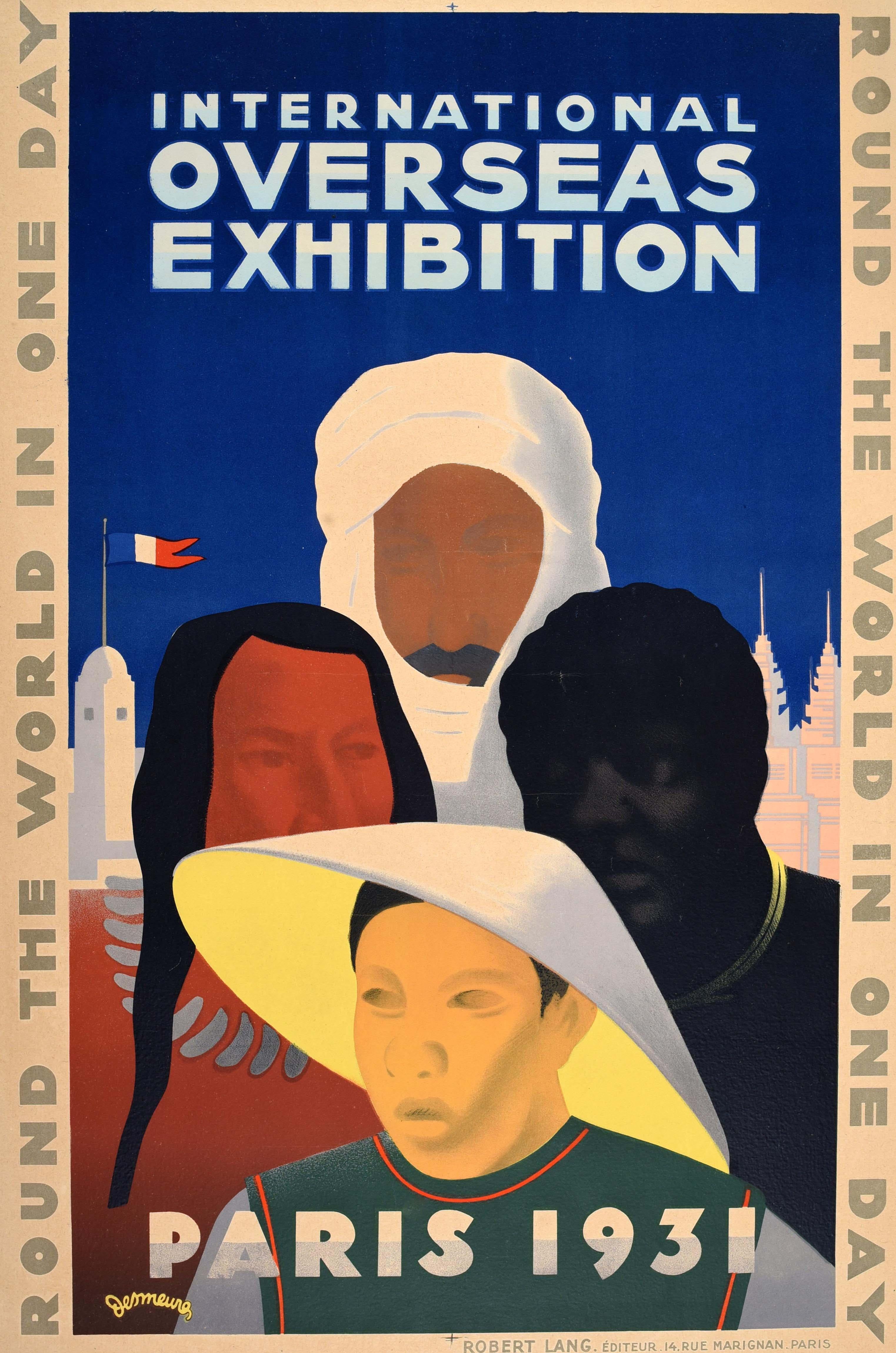 Poster originale d'epoca che pubblicizza l'Esposizione Internazionale d'Oltremare di Parigi del 1931 con un disegno colorato di Victor Jean Desmeures (1895-1965) di quattro uomini provenienti da diversi paesi vestiti con abiti tradizionali, tra cui