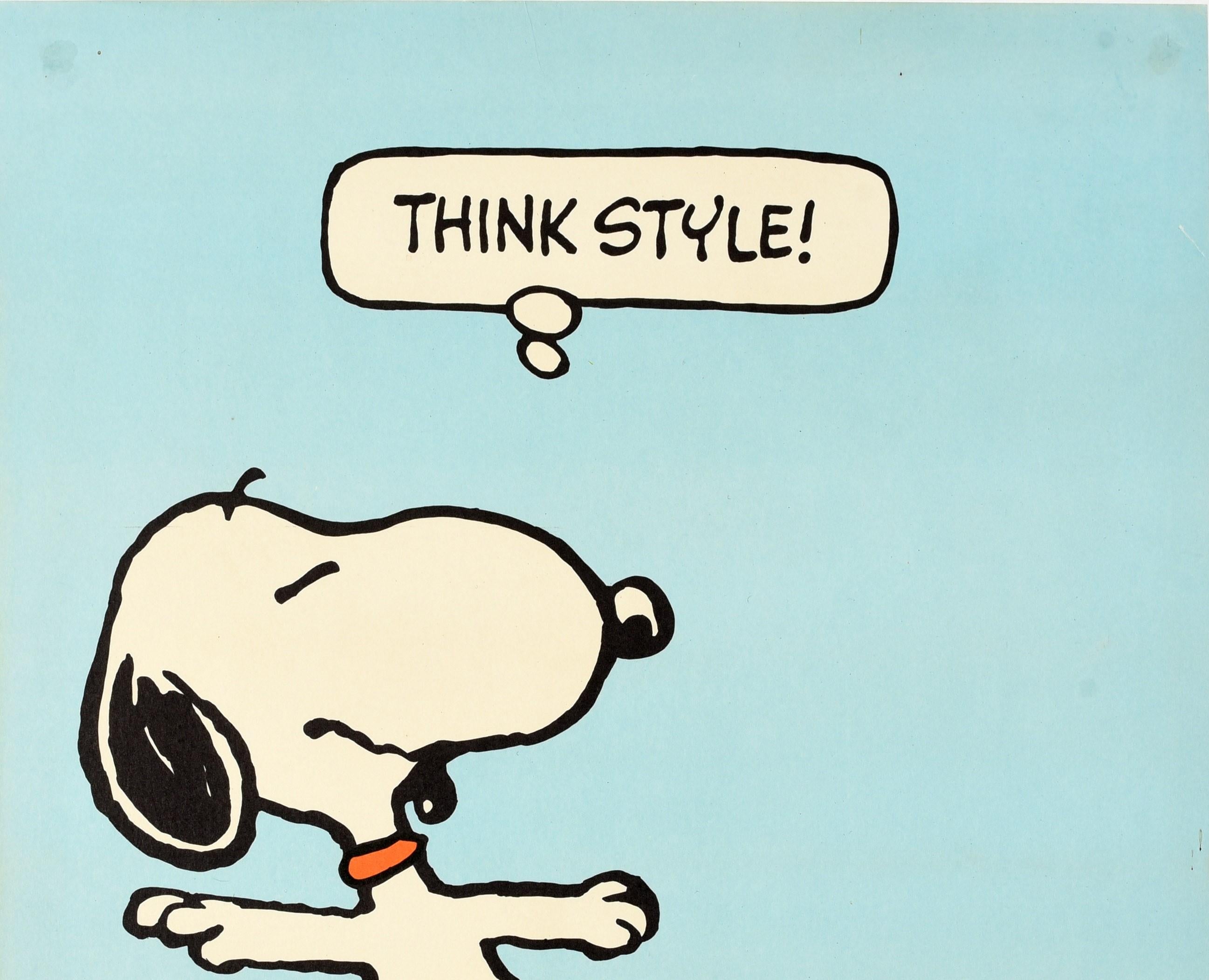 Affiche vintage originale présentant le personnage emblématique de la bande dessinée Snoopy le chien par le célèbre dessinateur américain Charles M. Schulz (Charles Monroe Schulz ; 1922-2000) - Think Style ! Design amusant de sport aquatique