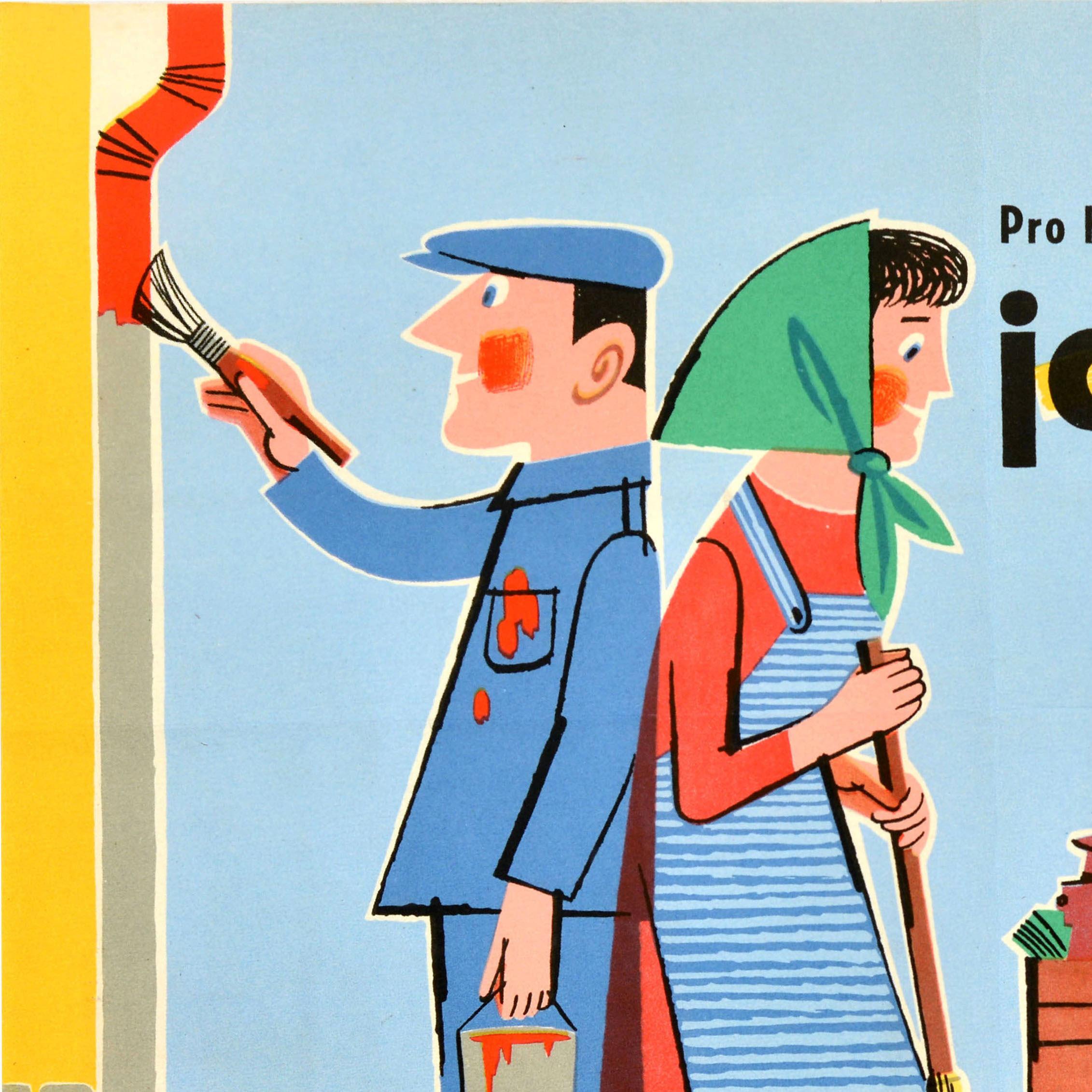 Poster di propaganda originale d'epoca - Pulizie di primavera per l'igiene della nostra casa, per la nostra salute / Pro hygienu nasich domovu, pro nase zdravi jarni uklid - con un'illustrazione colorata e divertente di una famiglia che lavora alla