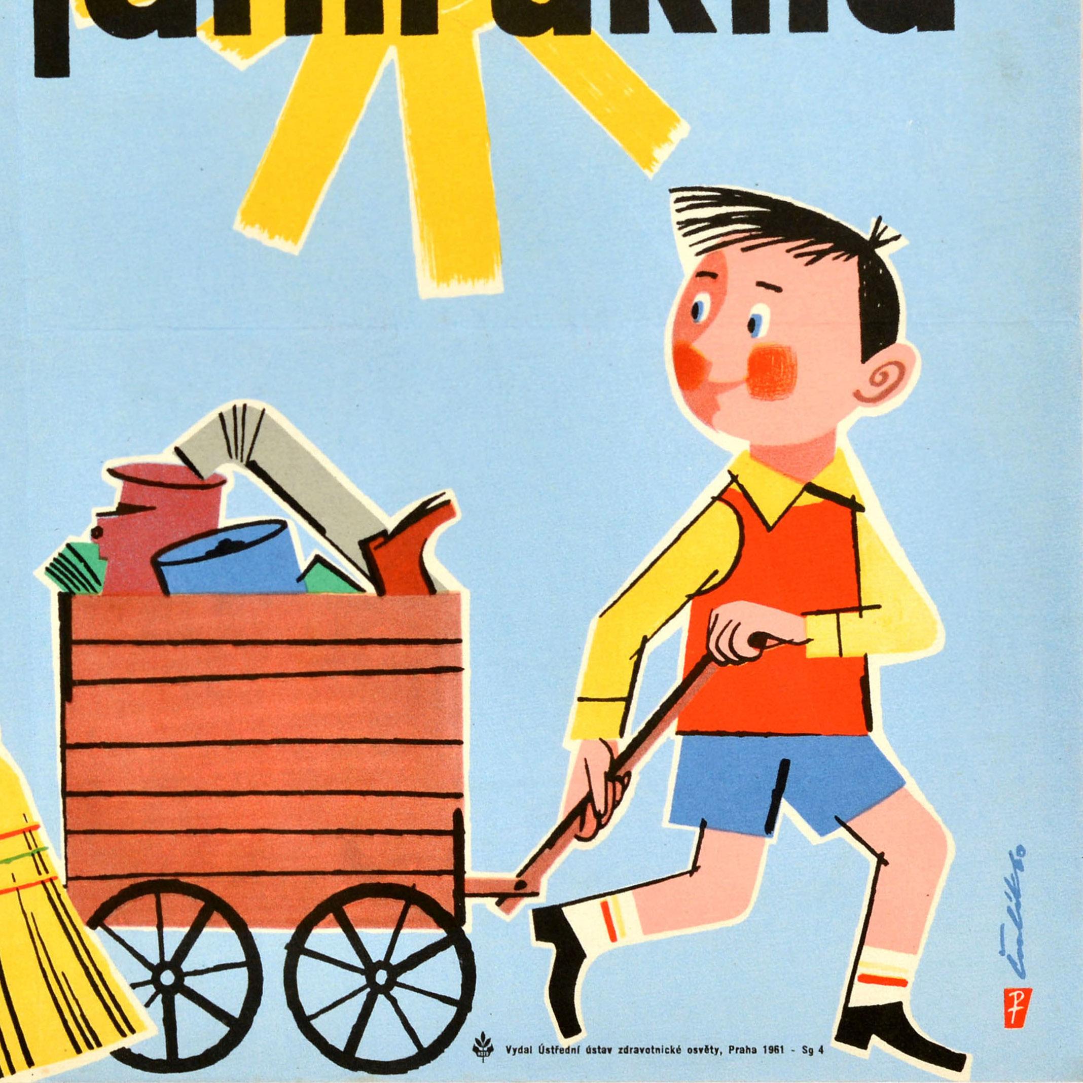 Carta Poster di propaganda originale d'epoca Pulizie di primavera Igiene Salute Cecoslovacchia in vendita