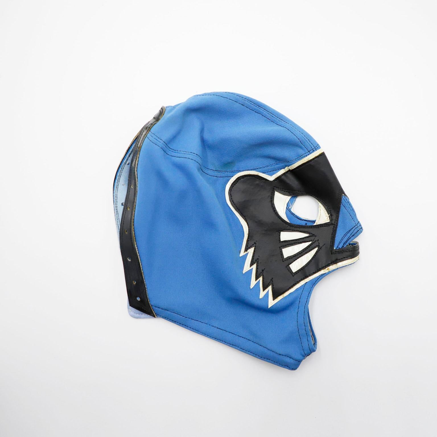Fine XX secolo Set originale d'epoca di 7 maschere da wrestling per bambini messicani in vendita