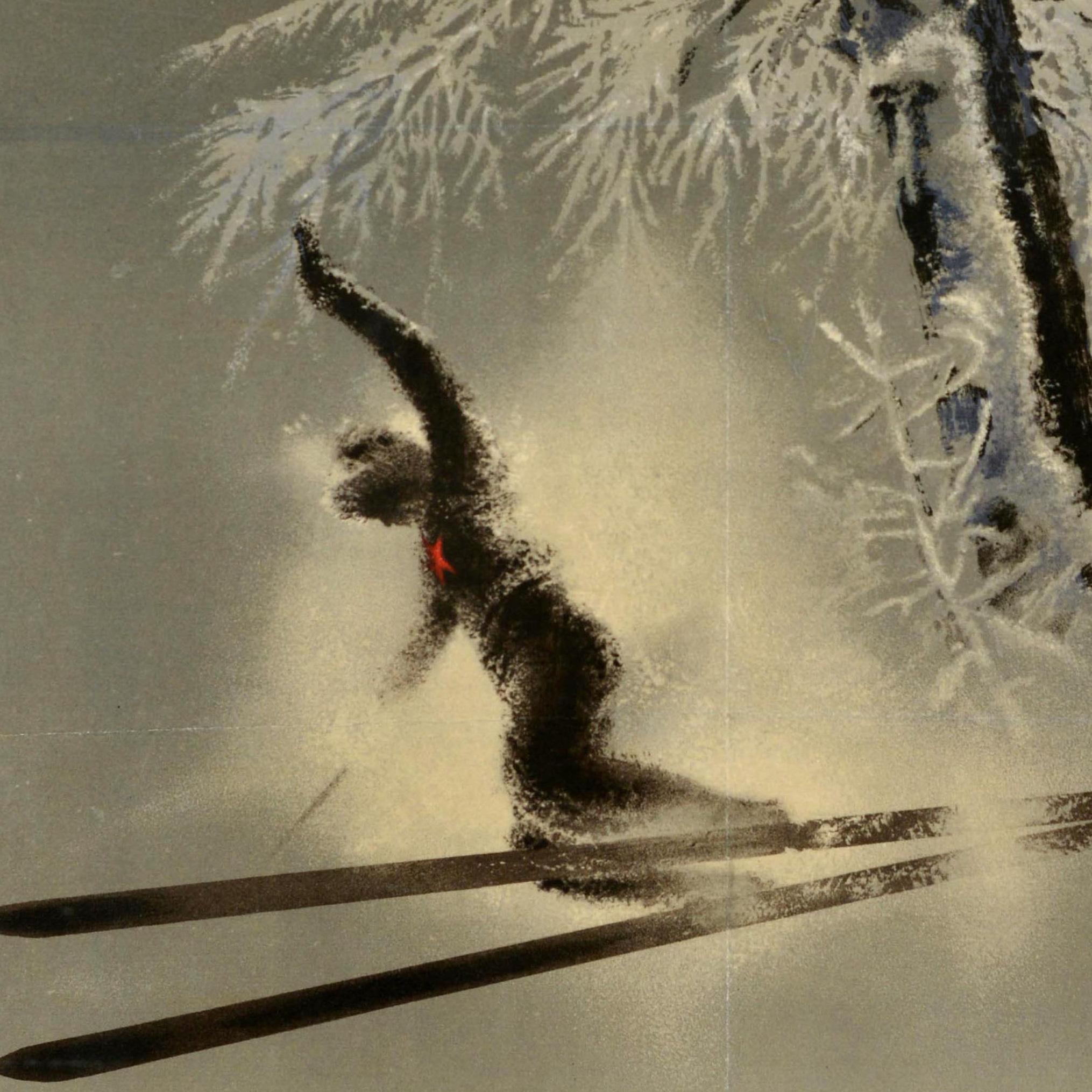 Affiche de voyage soviétique originale d'Intourist - Winter in the USSR - présentant une illustration du célèbre artiste Nikolai Zhukov (1908-1973) de skieurs dévalant une pente à toute vitesse, passant devant un arbre couvert de neige avec des