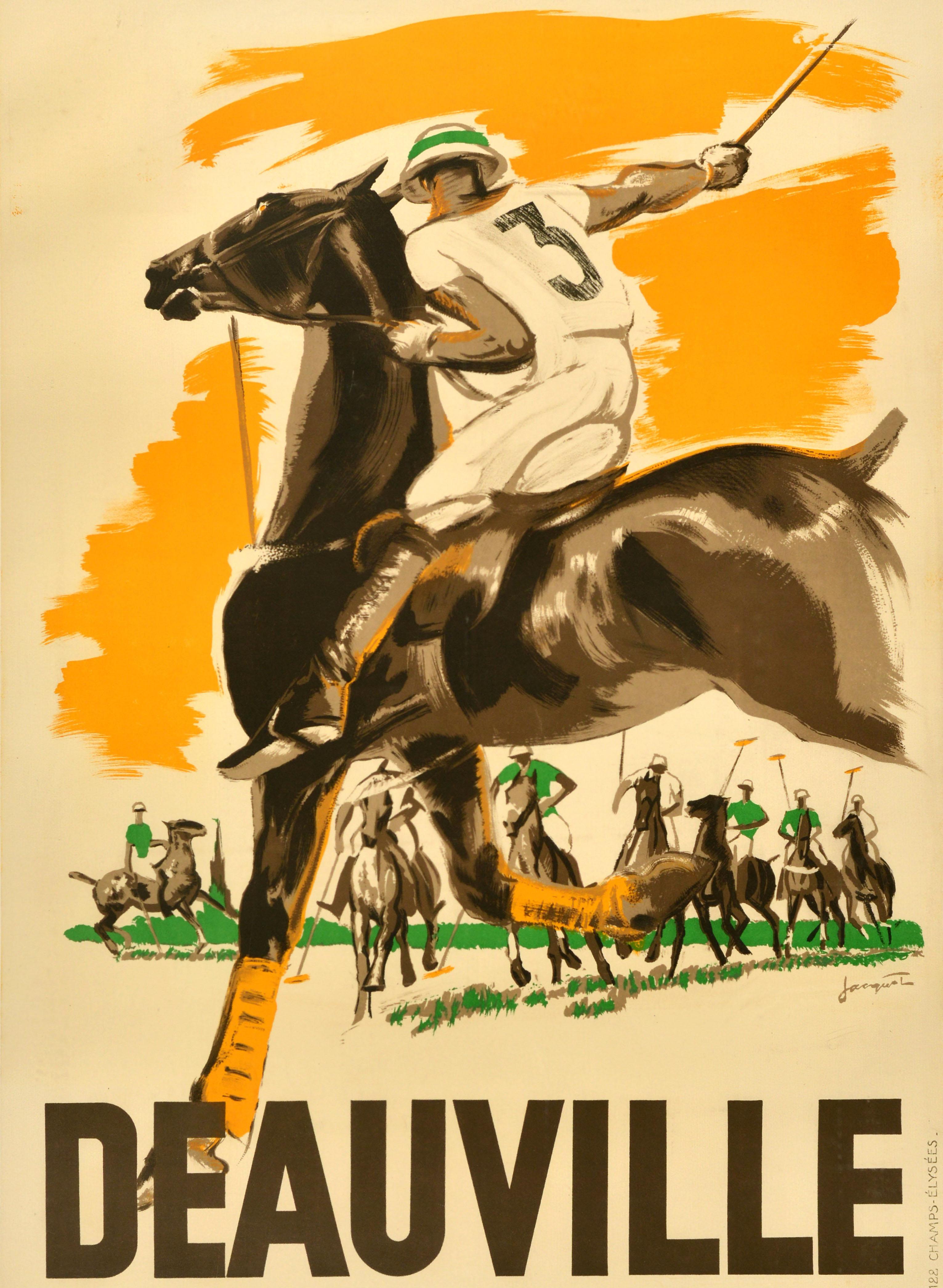 Cartel deportivo original de época para la Deauville Saison De Polo anual que presenta una imagen dinámica y colorida de un jugador de polo con el número 3 en la parte superior y balanceando su mazo de polo sobre un caballo en primer plano con otros