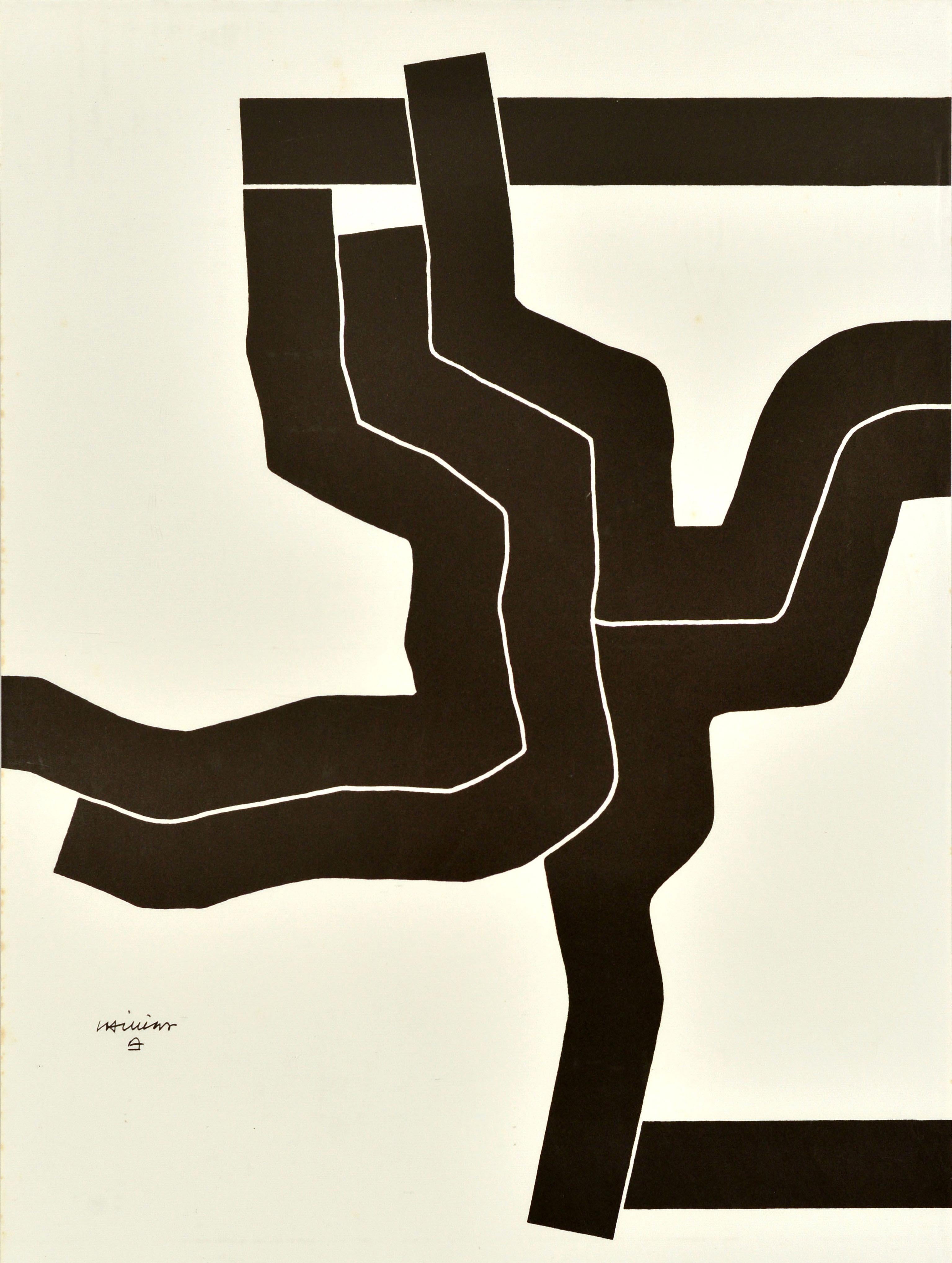 Original vintage sport poster for the 1972 Summer Olympic Games held from 26 August to 11 September 1972 in Munich Germany featuring an abstract design by the sculptor Eduardo Chillida (1924-2002) depicting a pattern of bold black lines on a white