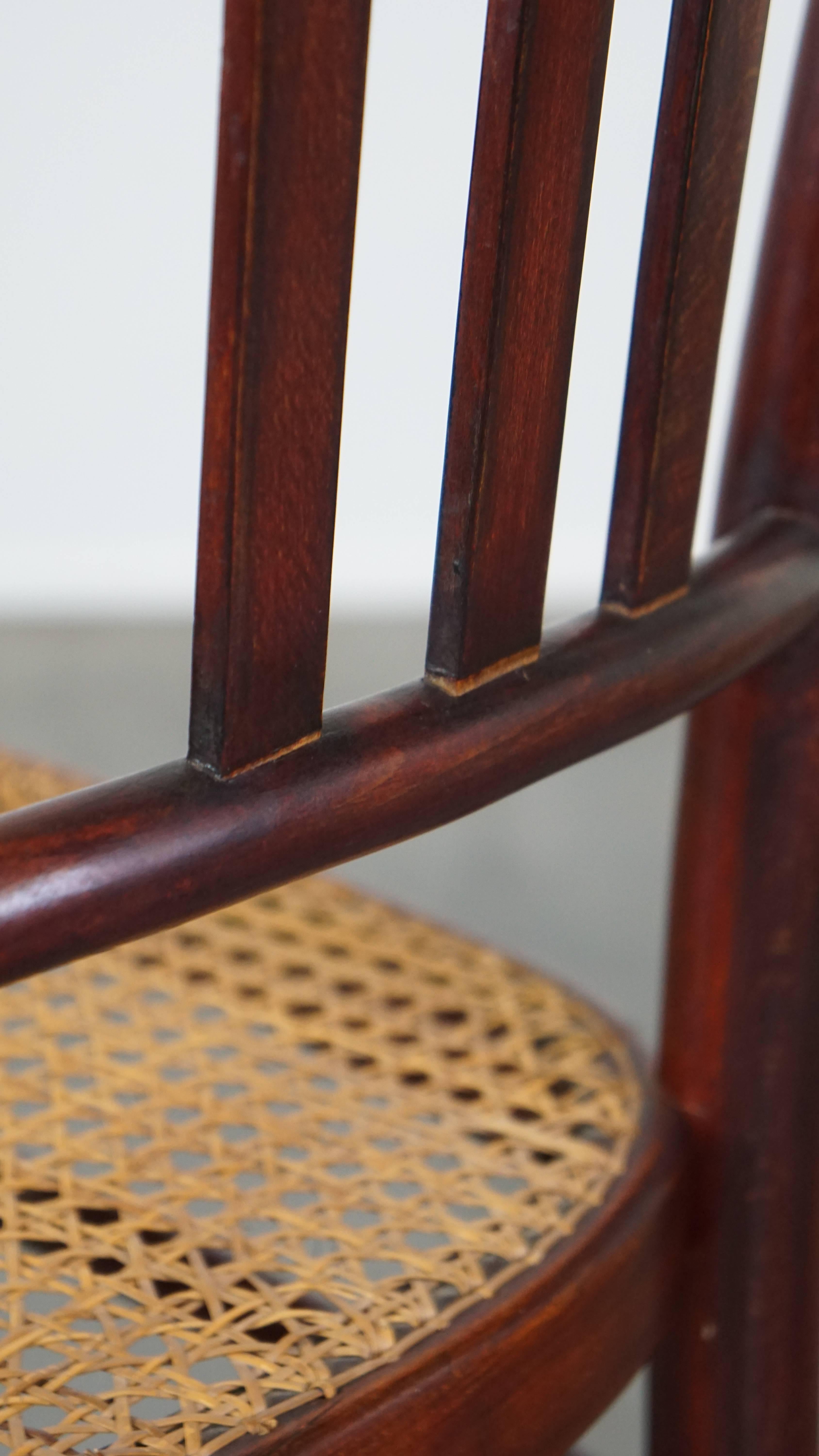 Original vintage Thonet design bistro chair with matte seat For Sale 1