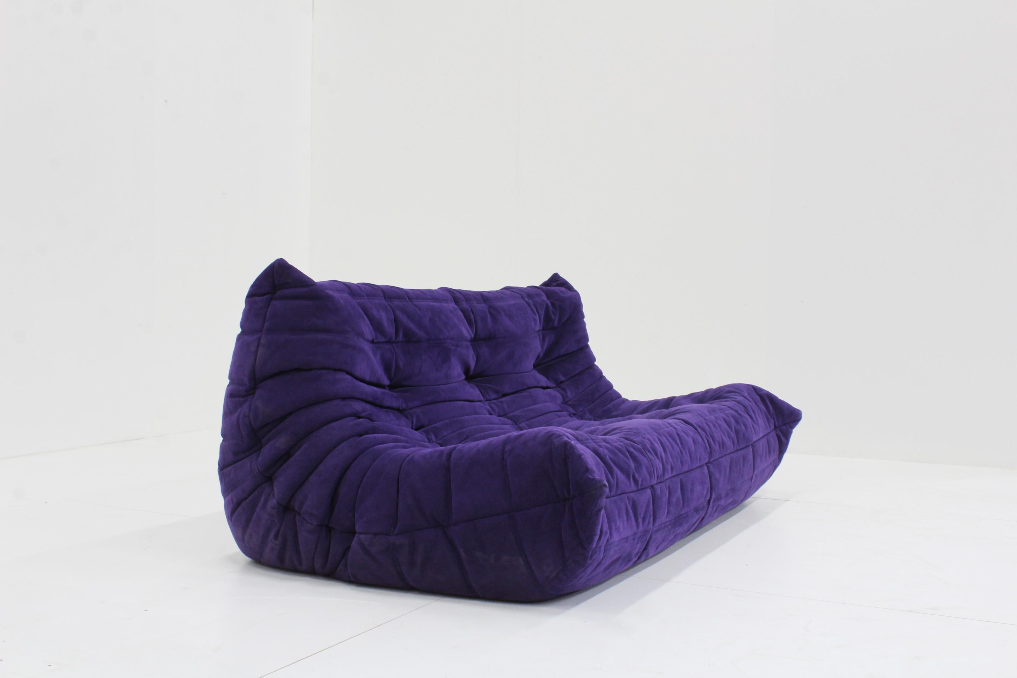Original Vintage Togo ligne Roset 3 seater sofa purple alacantra  4