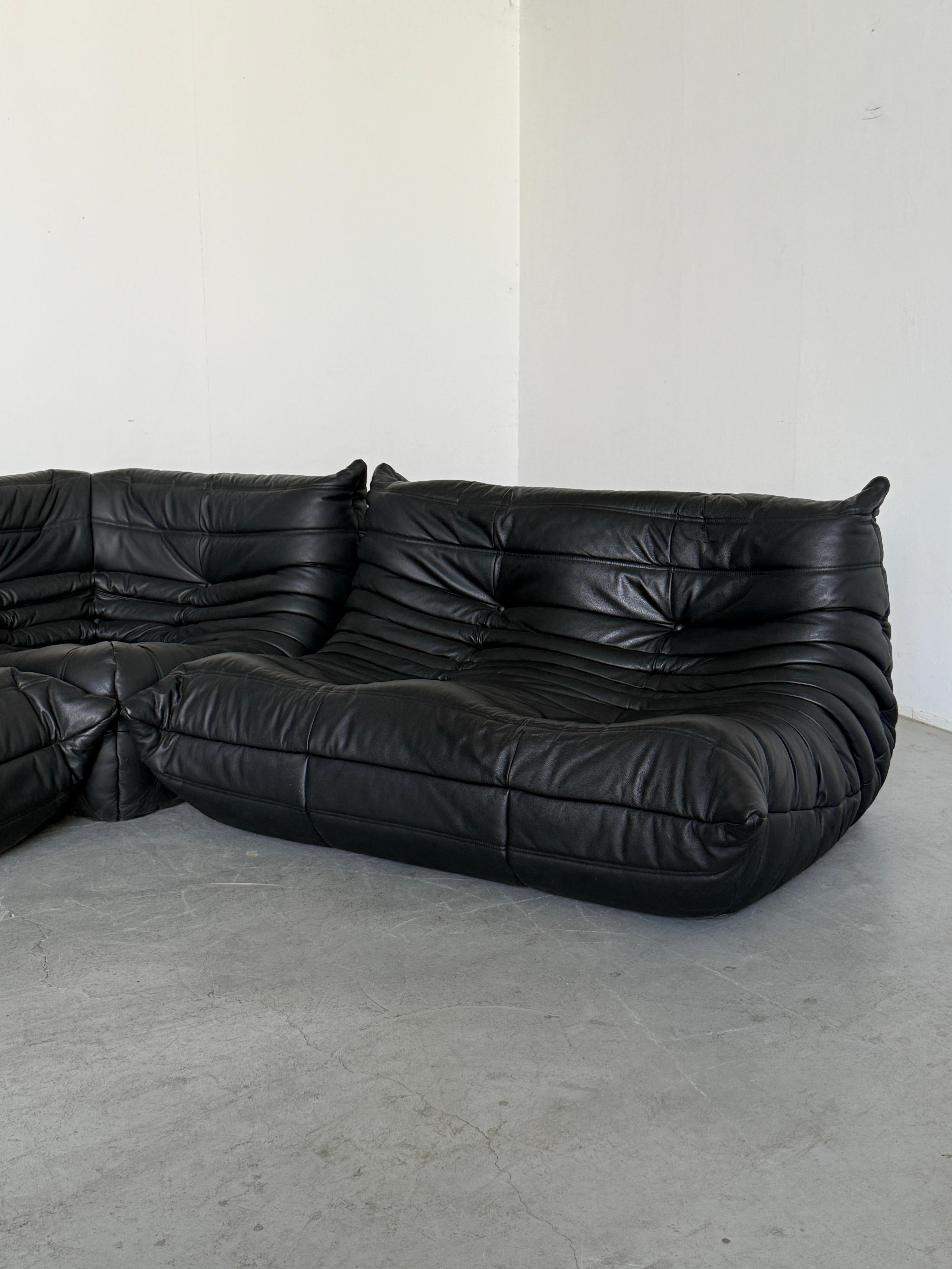 Original Vintage Togo Modular Sofa in schwarzem Leder, Michel Ducaroy, Michele Roset im Angebot 1