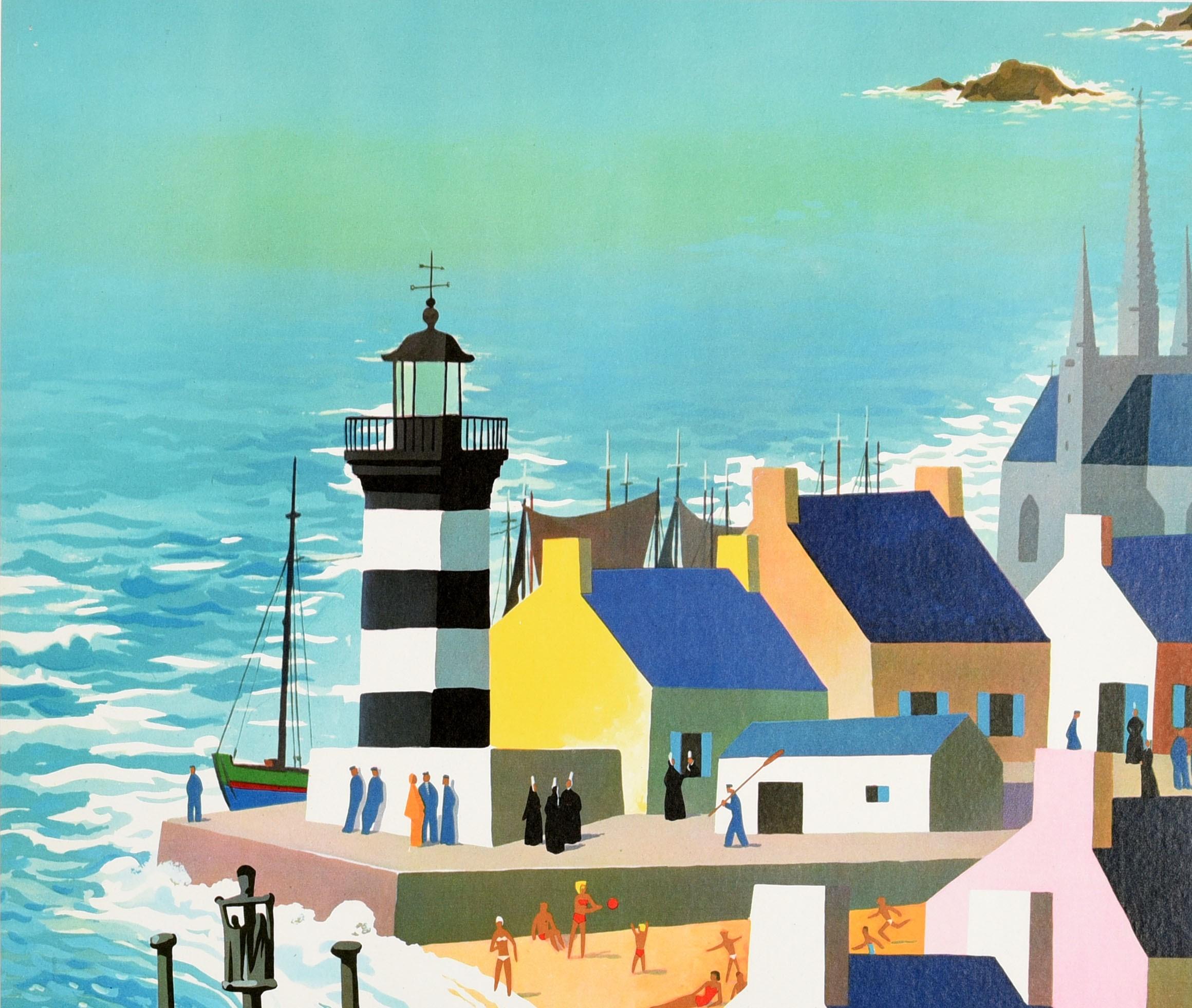 Original vintage railway travel poster - Discover France By Train Brittany French National Railroads - featuring a colourful view by Jean Jacquelin (1905-1989) of the peninsula coast with a lighthouse and boats with rocks at sea, town buildings and