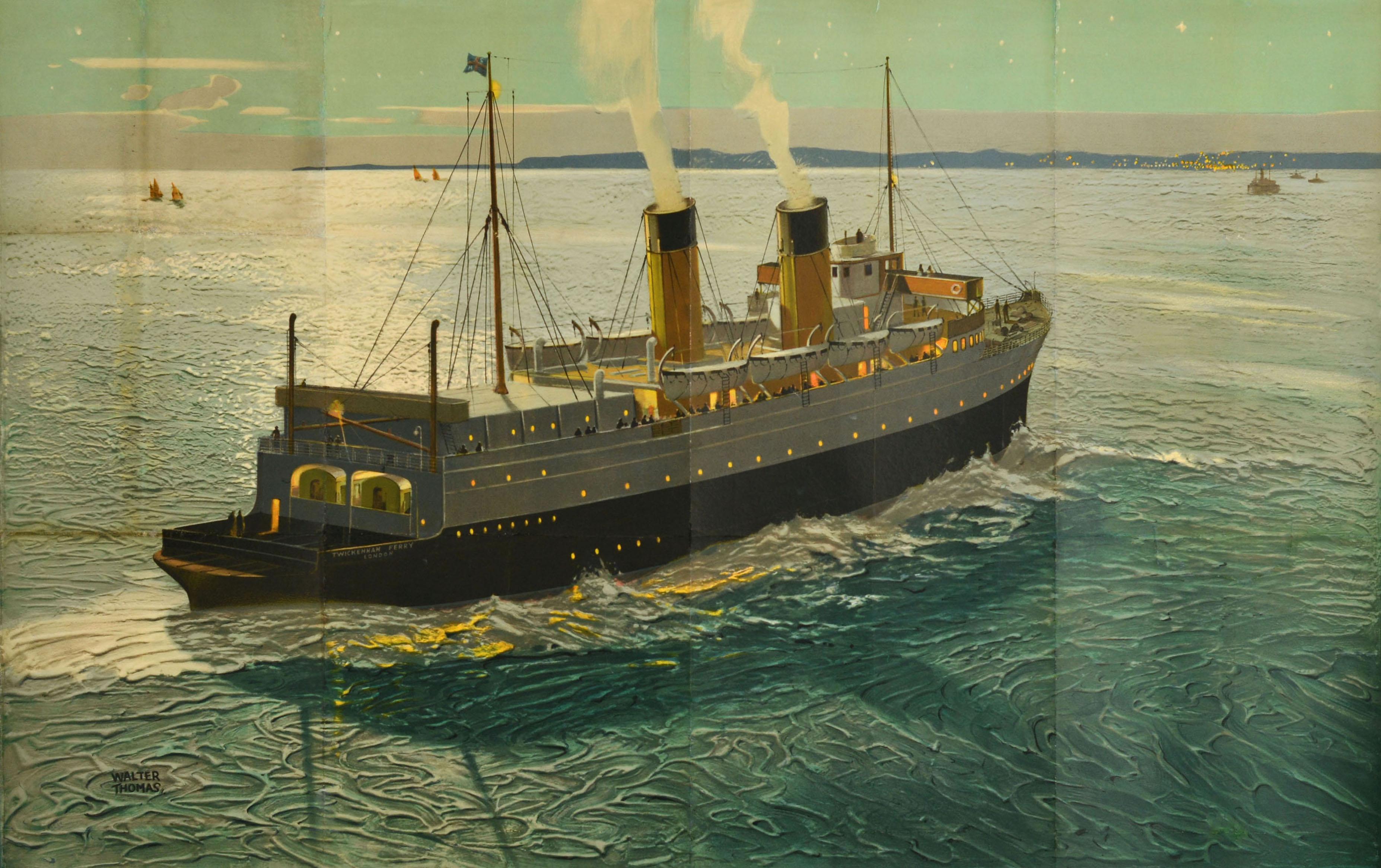 Originelles Vintage-Werbeplakat - The New Train Ferry Boats via Dover Dunkerque - mit einem Werk des britischen Malers und Plakatkünstlers Walter Thomas (1894-1971), das die SS Twickenham Ferry zeigt, die in der Abenddämmerung über die Straße von