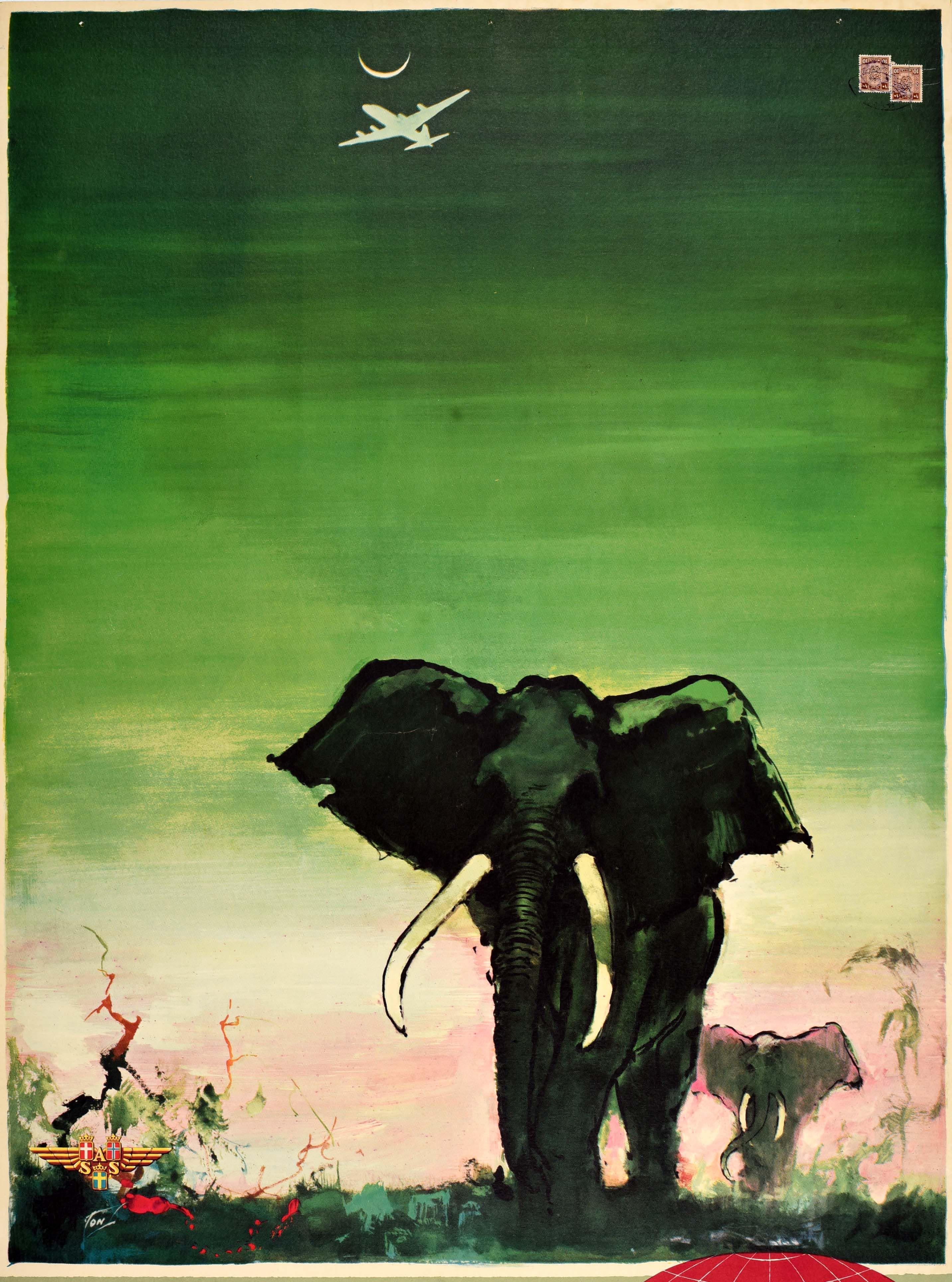 Original Vintage-Reiseplakat - Afrika von SAS Scandinavian Airlines System - mit atemberaubenden Kunstwerken des bedeutenden dänischen Künstlers Otto Nielsen (1916-2000) von Elefanten, die in der Savanne auf den Betrachter zugehen, mit einem