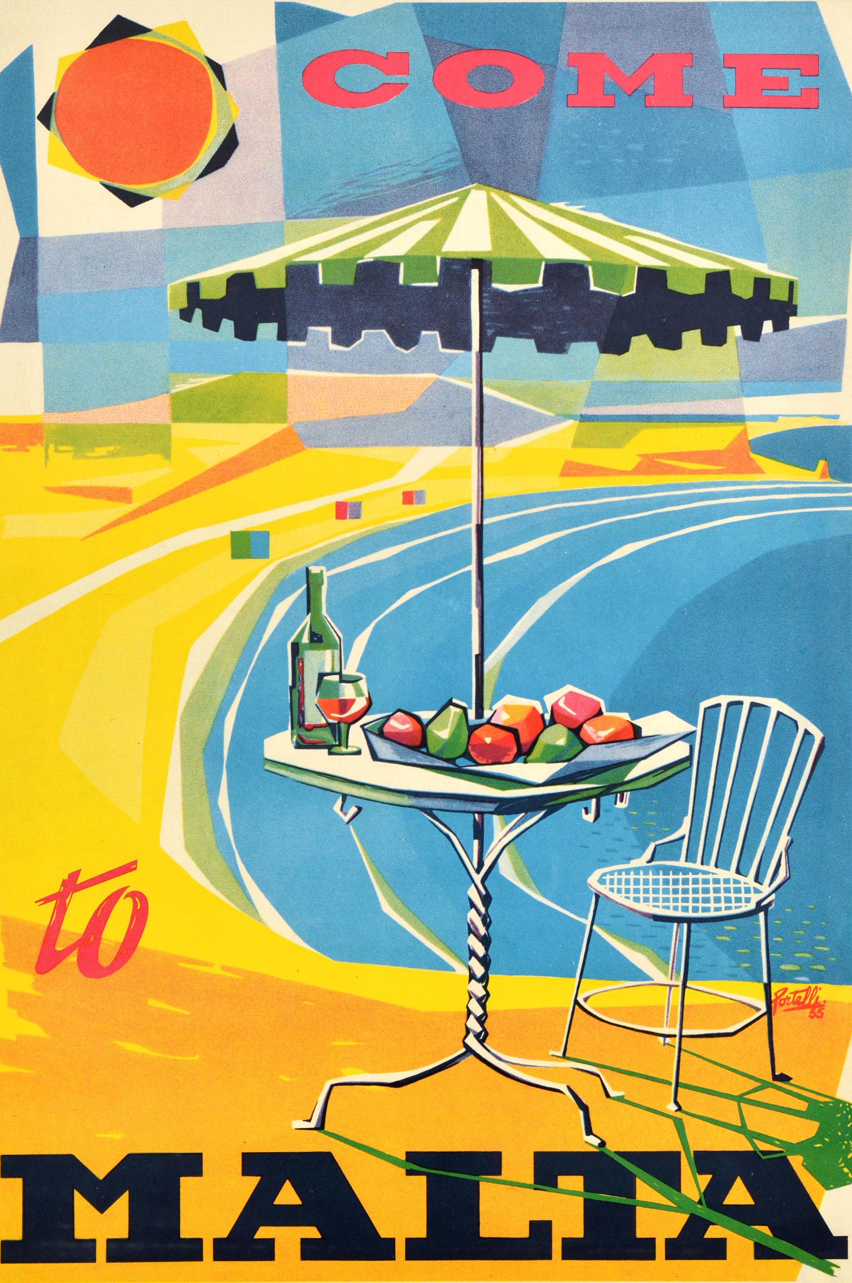 Poster di viaggio originale d'epoca - Come to Malta - con un colorato disegno di Frank Portelli (1922-2004) che raffigura una bottiglia di vino e della frutta su un tavolo sotto un ombrellone a strisce verdi e bianche con vista sulla spiaggia e sul