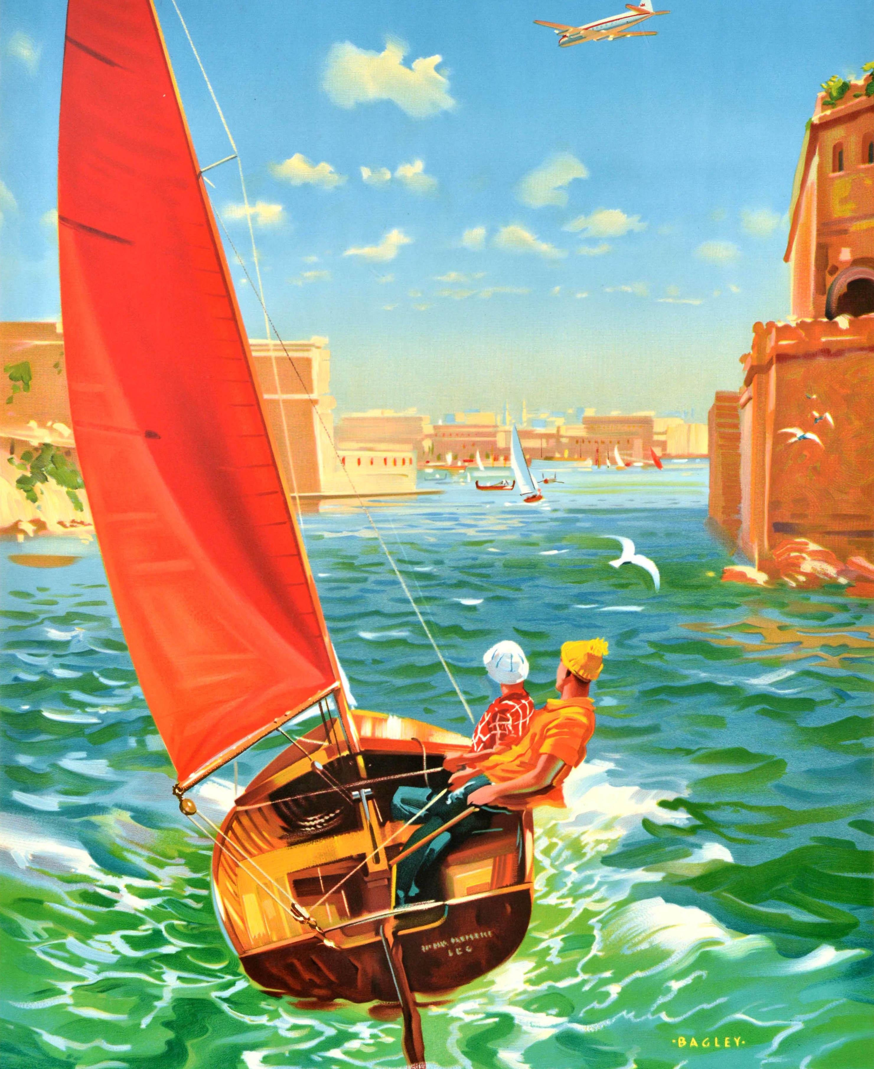 Affiche de voyage originale - Fly BEA to Malta GC British European Airways - avec un superbe dessin de Laurence Cyril Bagley (1922-1983) représentant des personnes à bord d'un voilier dans le grand port historique de La Valette avec d'autres bateaux