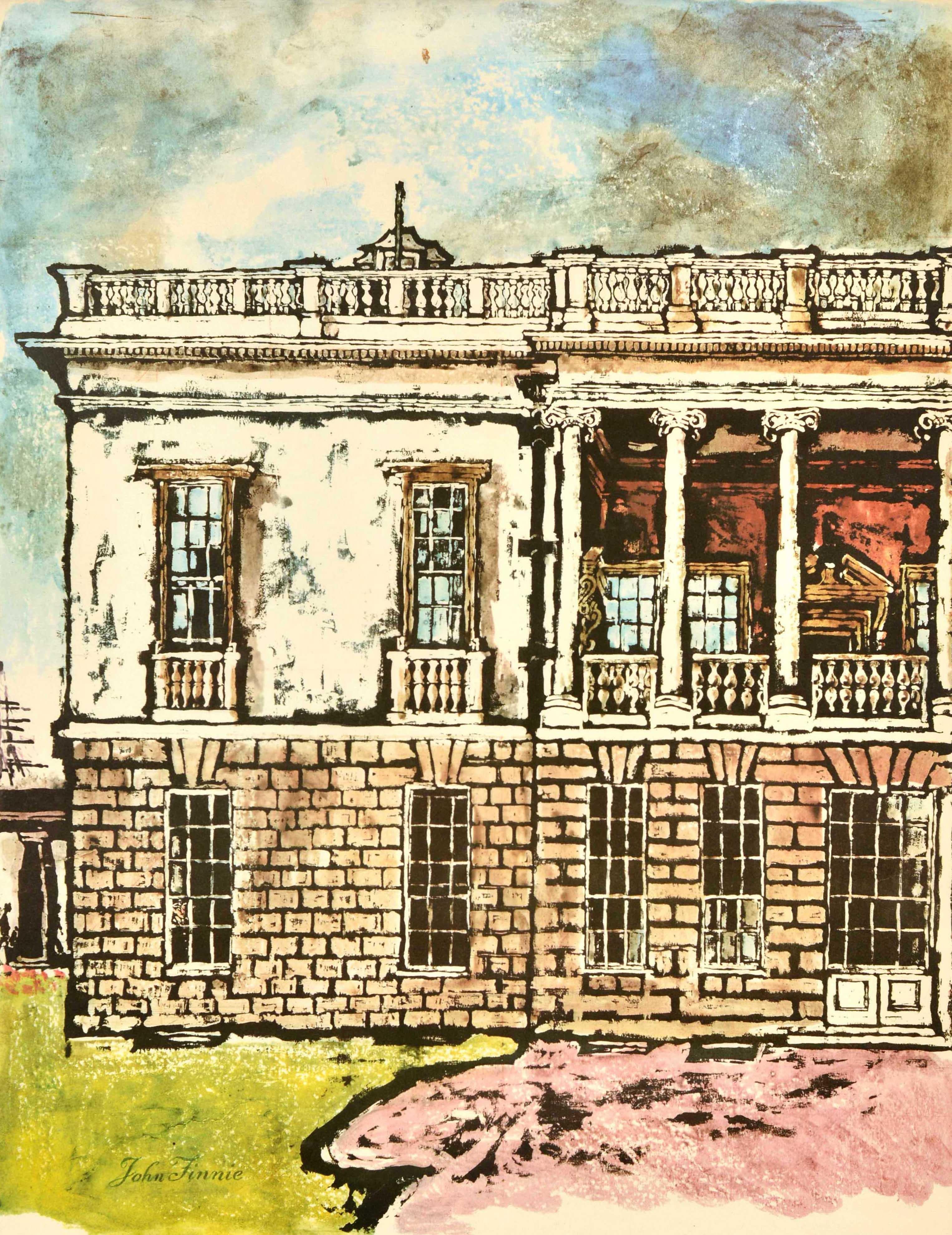 Poster vintage originale dei trasporti di Londra per Greenwich con un'illustrazione dello storico edificio Queen's House (costruito tra il 1616 e il 1635), il titolo e il testo informativo con il logo London Roundel in basso - Greenwich è la vecchia