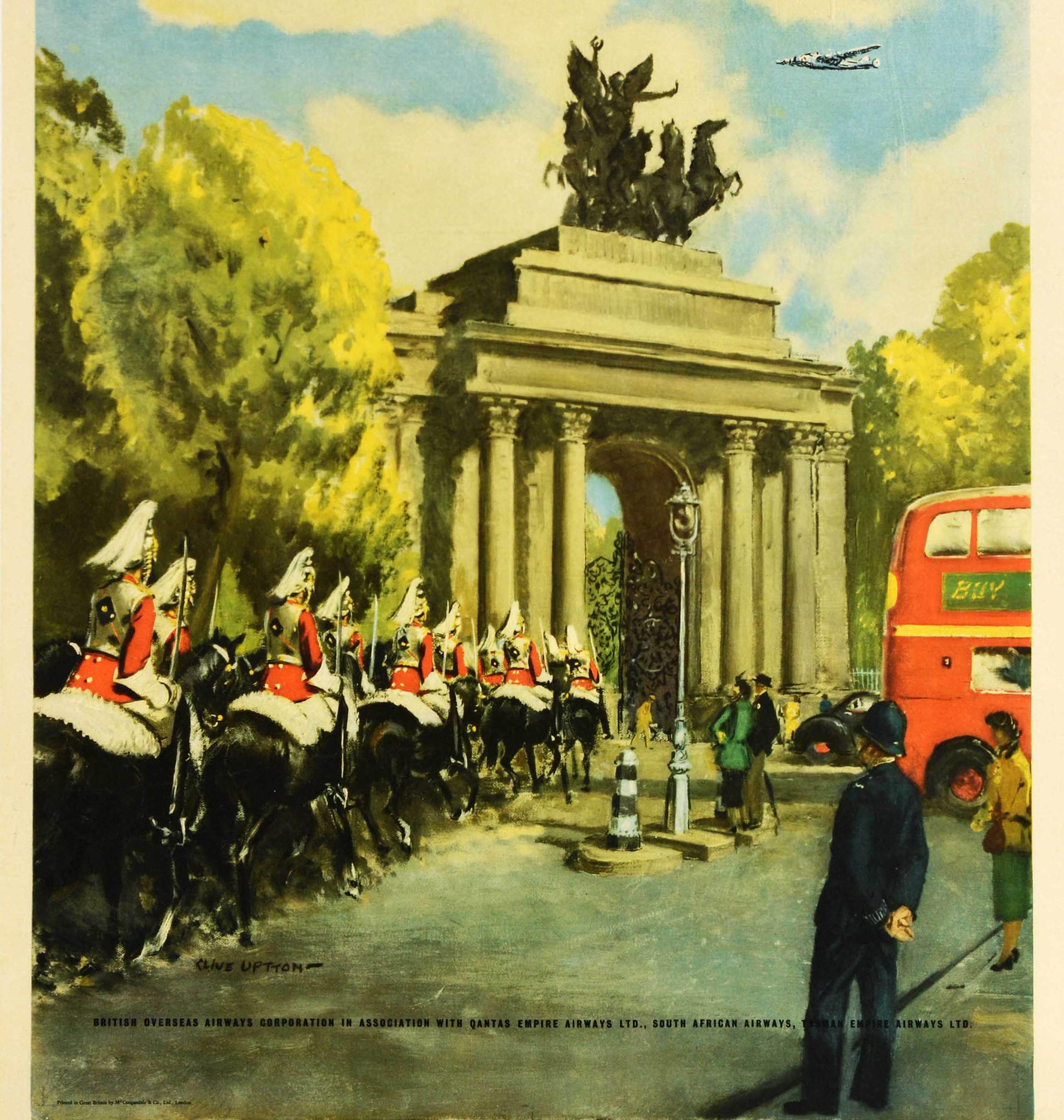 Milieu du XXe siècle Affiche rétro originale de voyage, London Fly BEA BOAC, Wellington, Gardes des chevaux en arc en vente