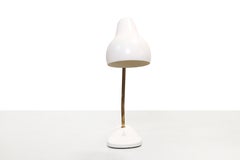 Original vintage Vilhelm Lauritzen VL38 table lamp for Louis Poulsen