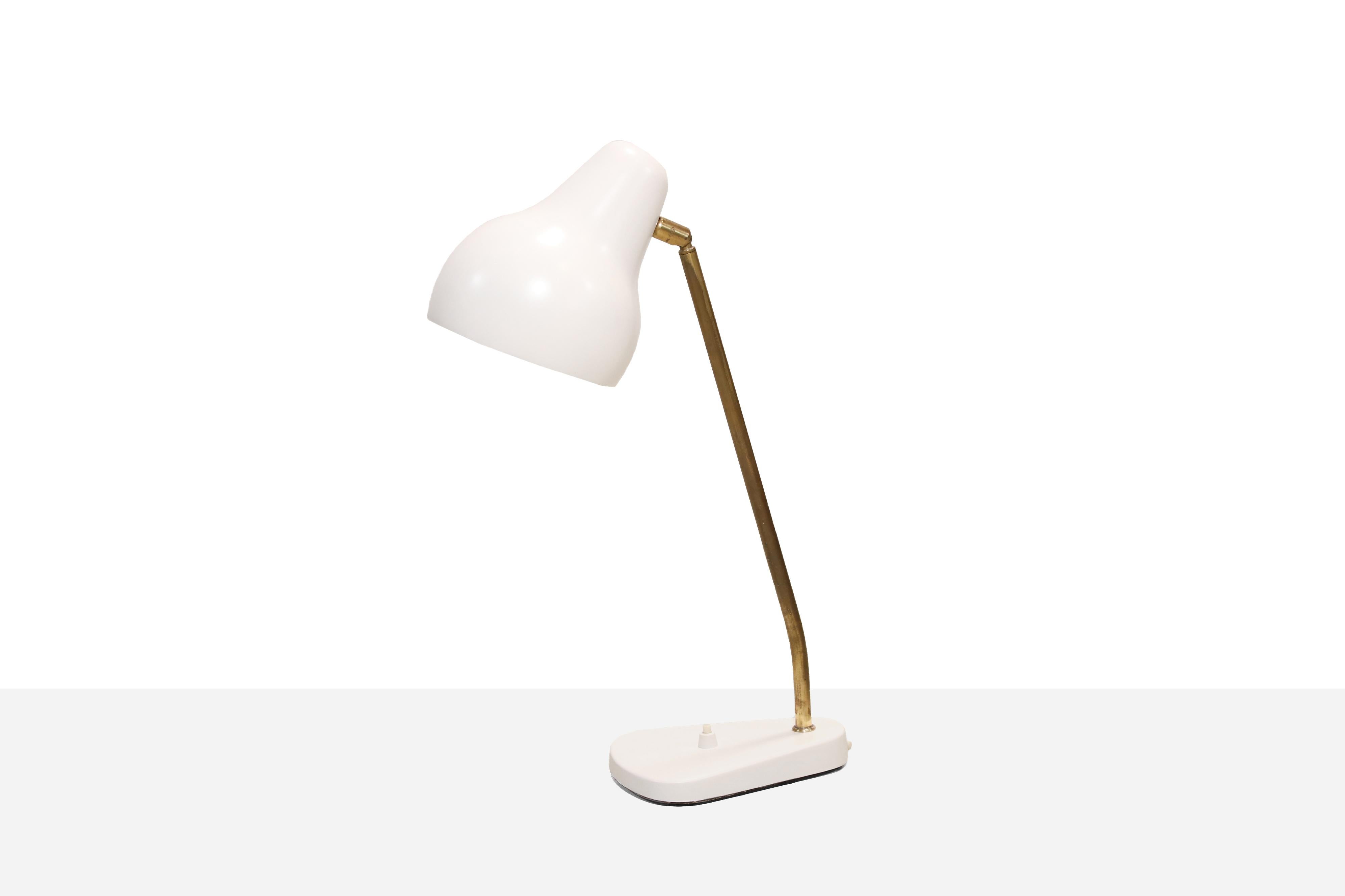 Lámpara de sobremesa original vintage Vilhelm Lauritzen VL38 para Louis Poulsen Danés en venta