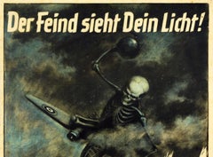 Original Vintage War Poster Verdunkeln The Enemy Sees Your Light Black Out WWII