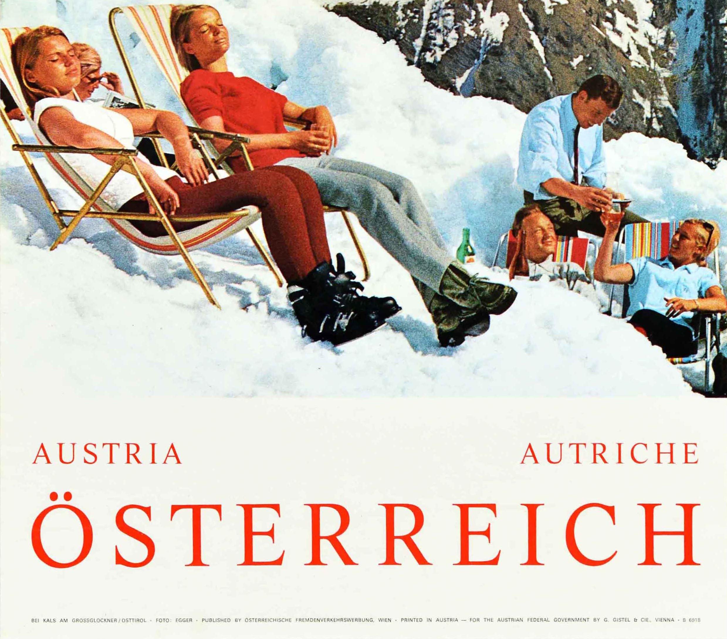 Original Vintage-Winter-Reiseplakat, Osterreich, Österreich, Skifahren, Sonnenbaden, Foto (Österreichisch) im Angebot